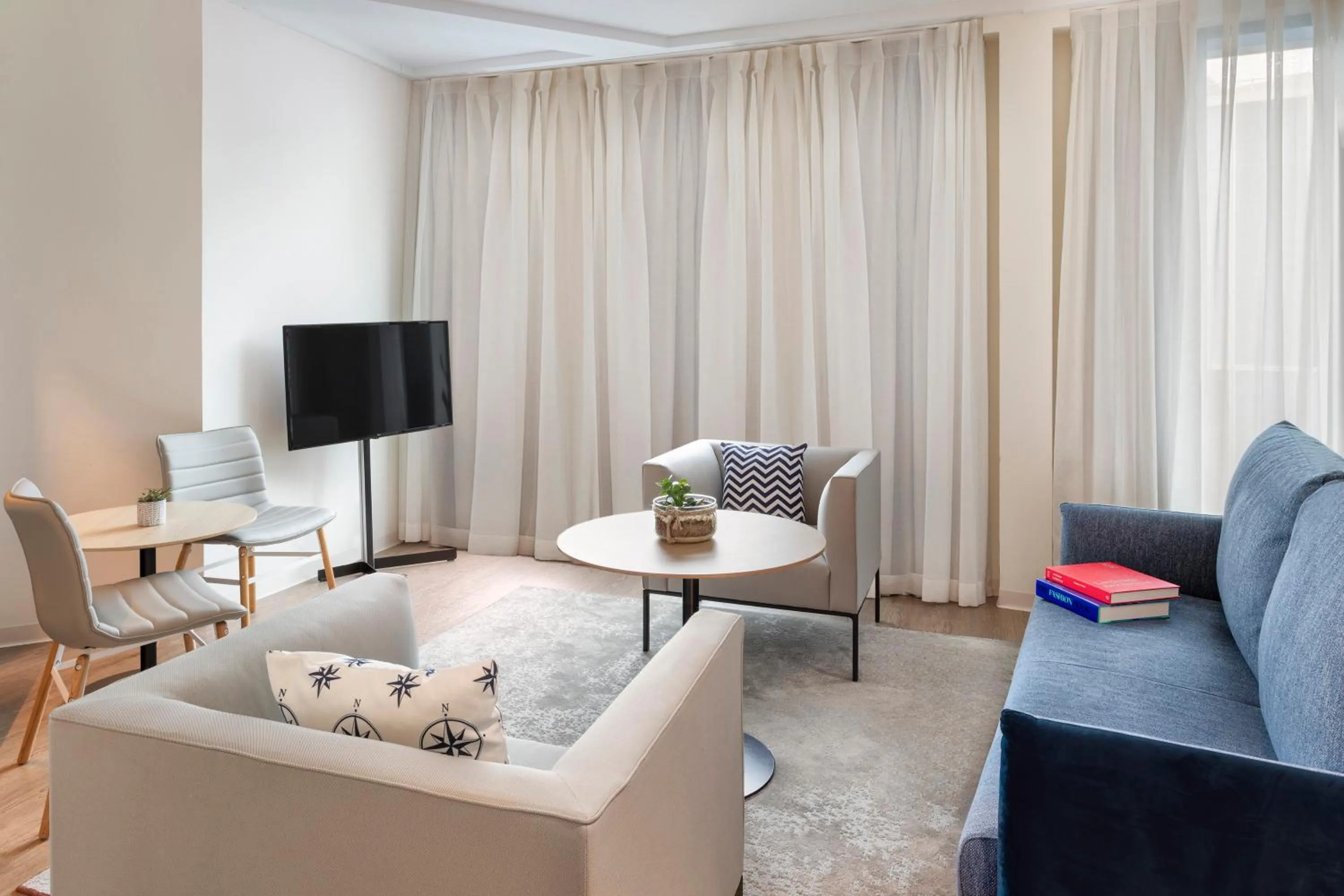 Seating area in INNSiDE by Meliá München Parkstadt Schwabing