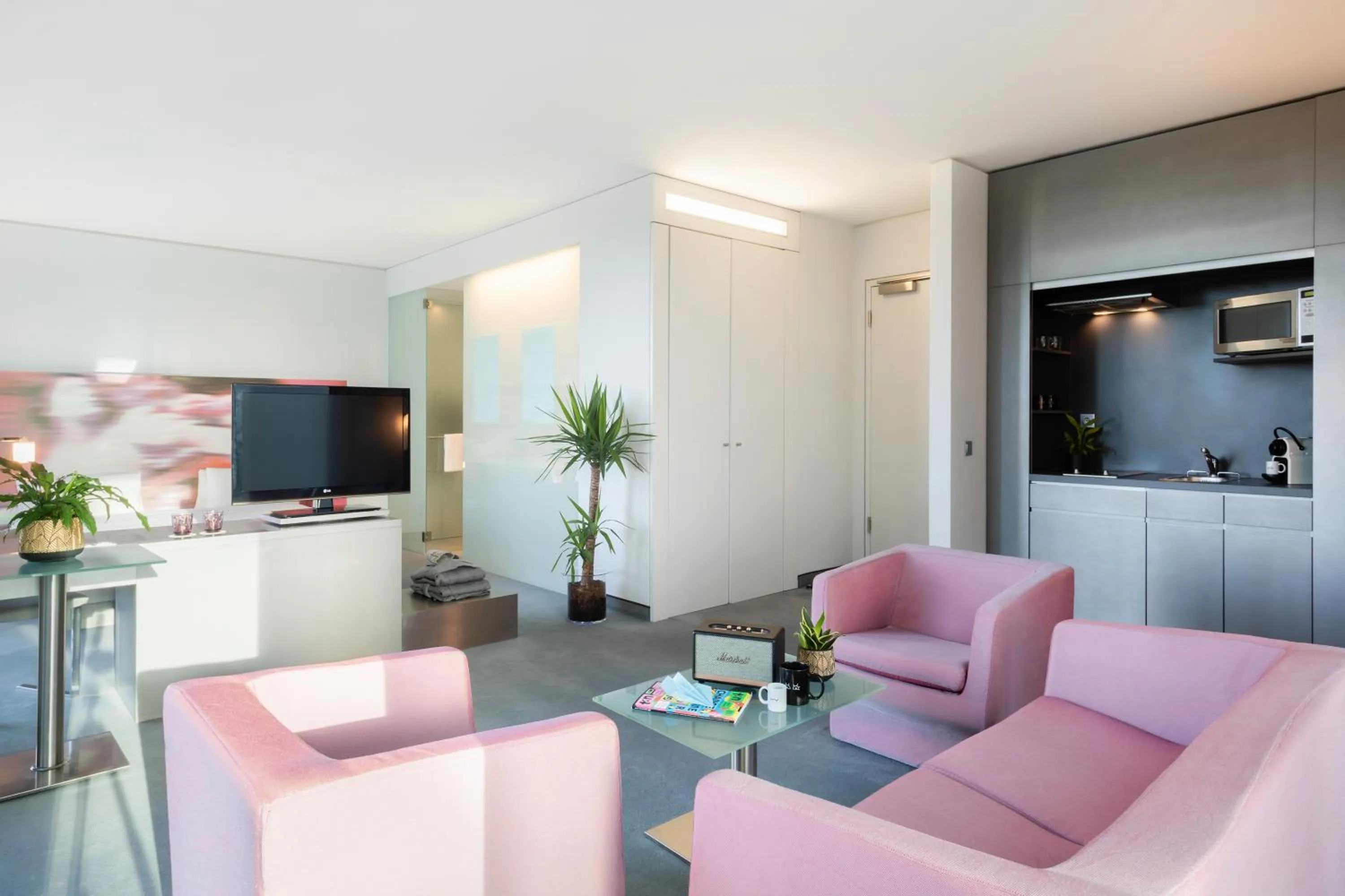 TV and multimedia in INNSiDE by Meliá München Parkstadt Schwabing