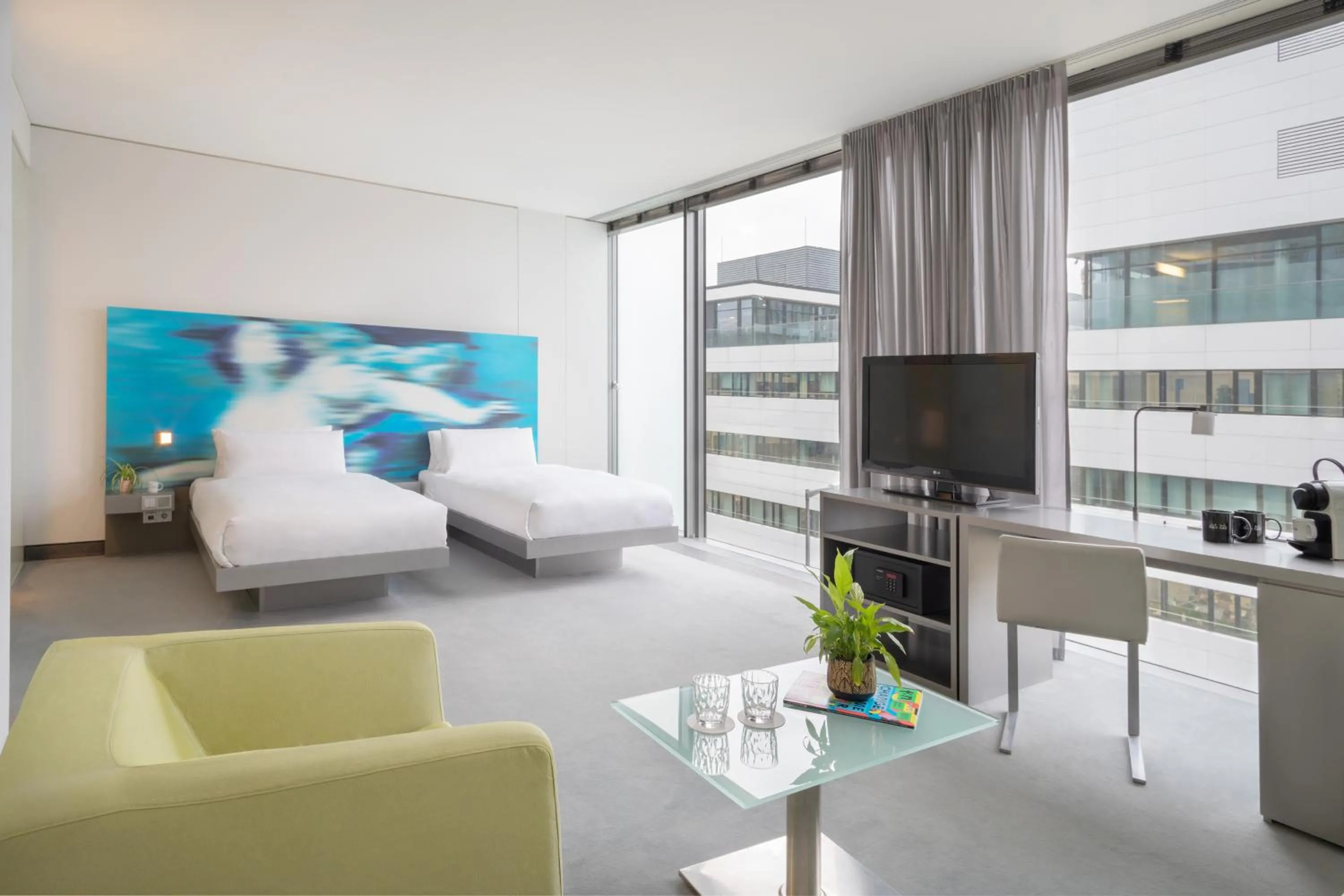 Bed in INNSiDE by Meliá München Parkstadt Schwabing