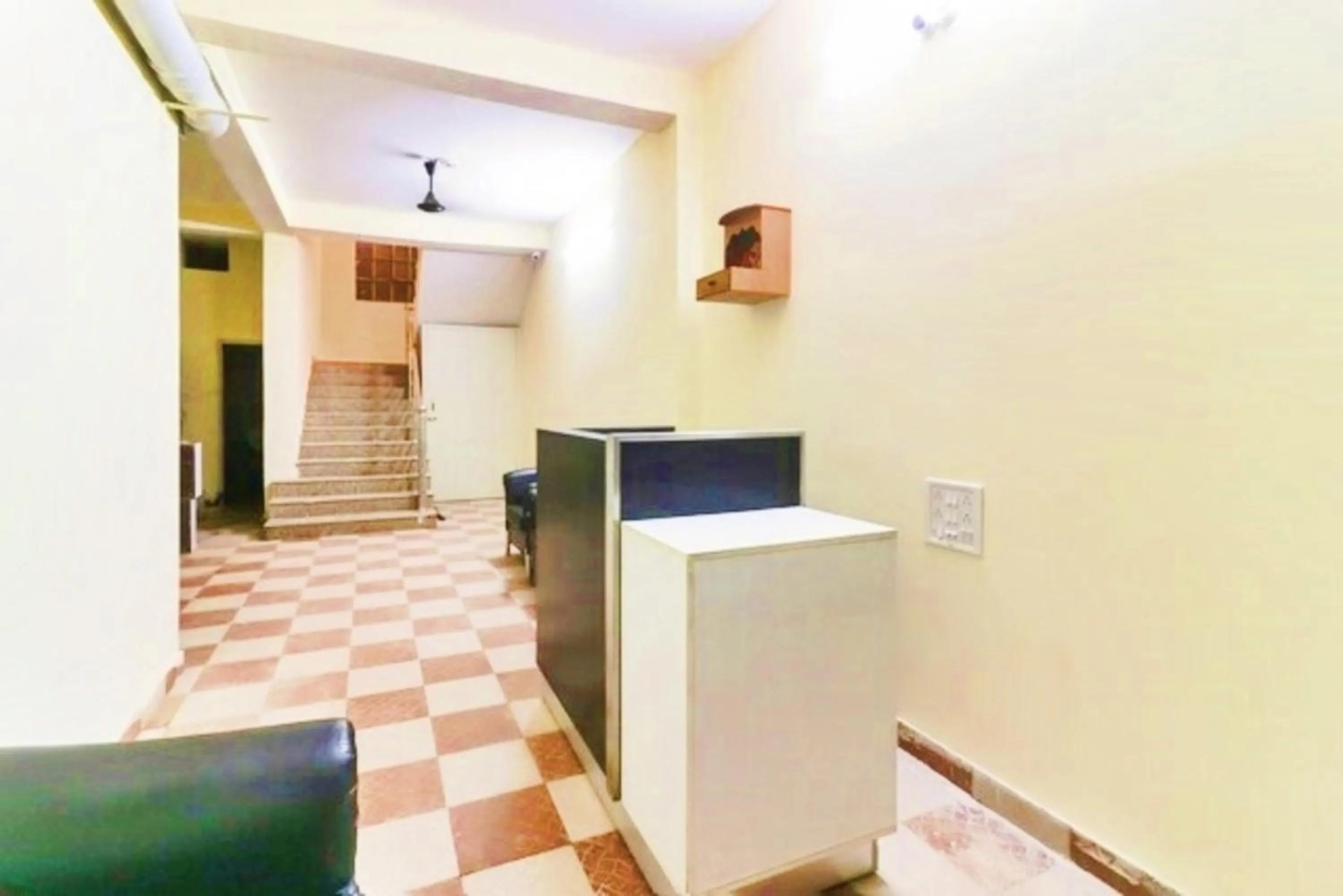 Lobby or reception in Hotel Station View Mughalsarai by ShriGo Hotels
