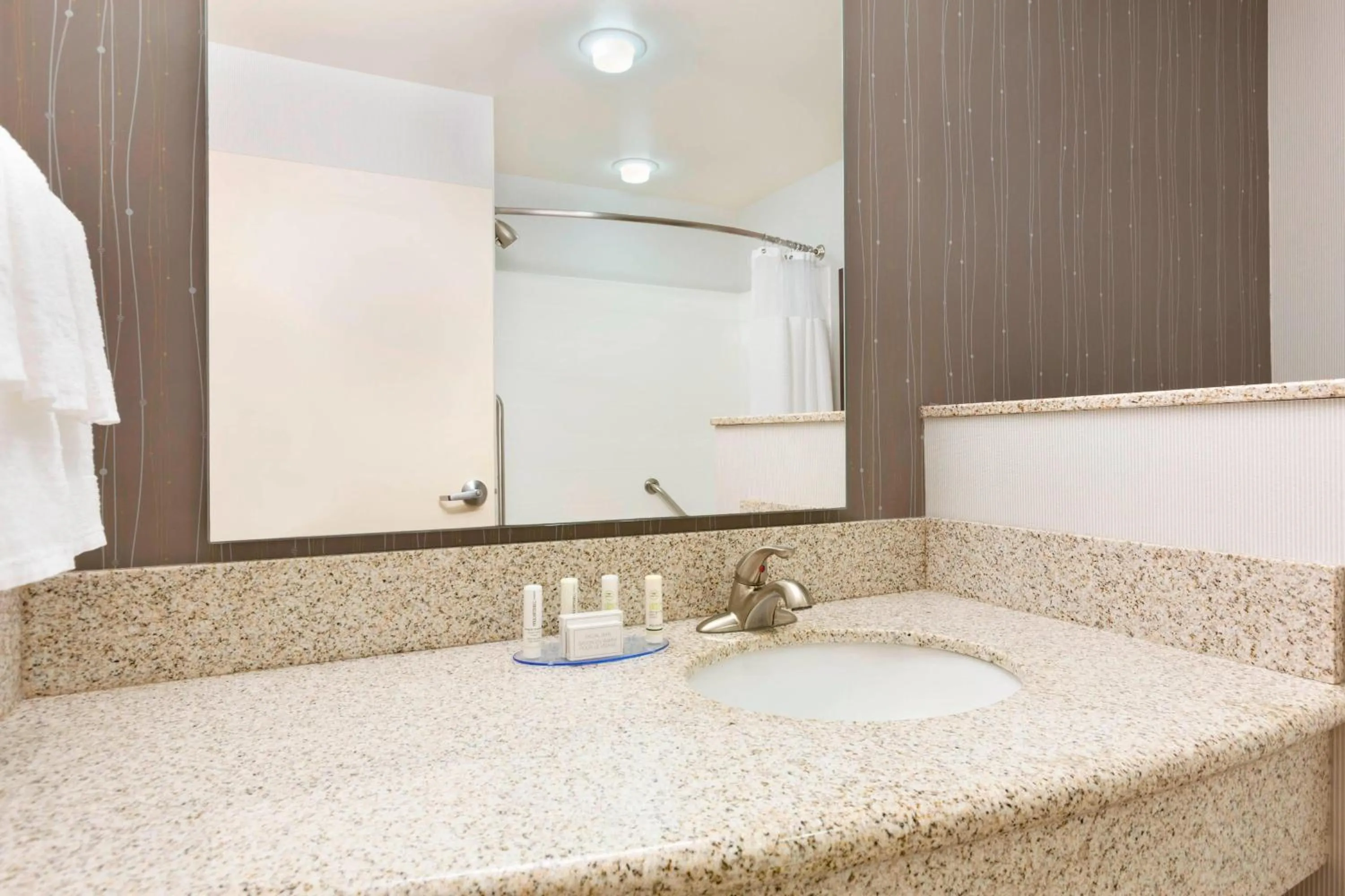 Bathroom in Courtyard by Marriott Kalamazoo Portage