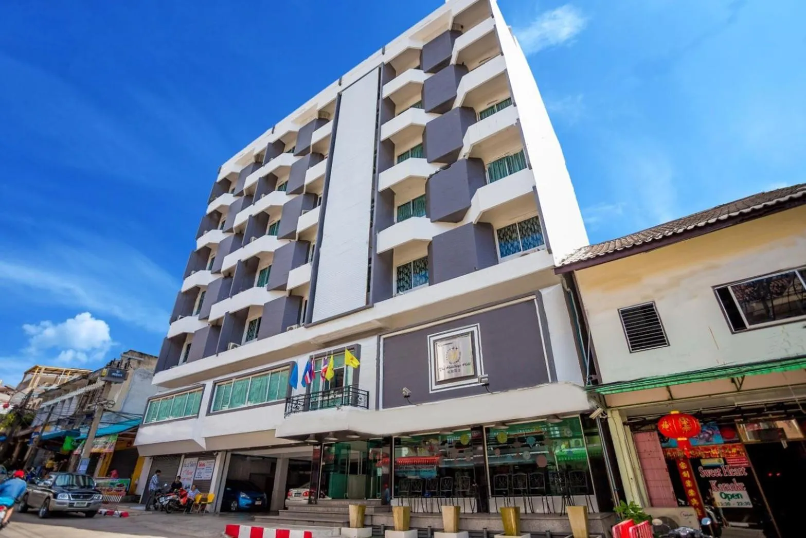 Property building in The Holidays Hill betong