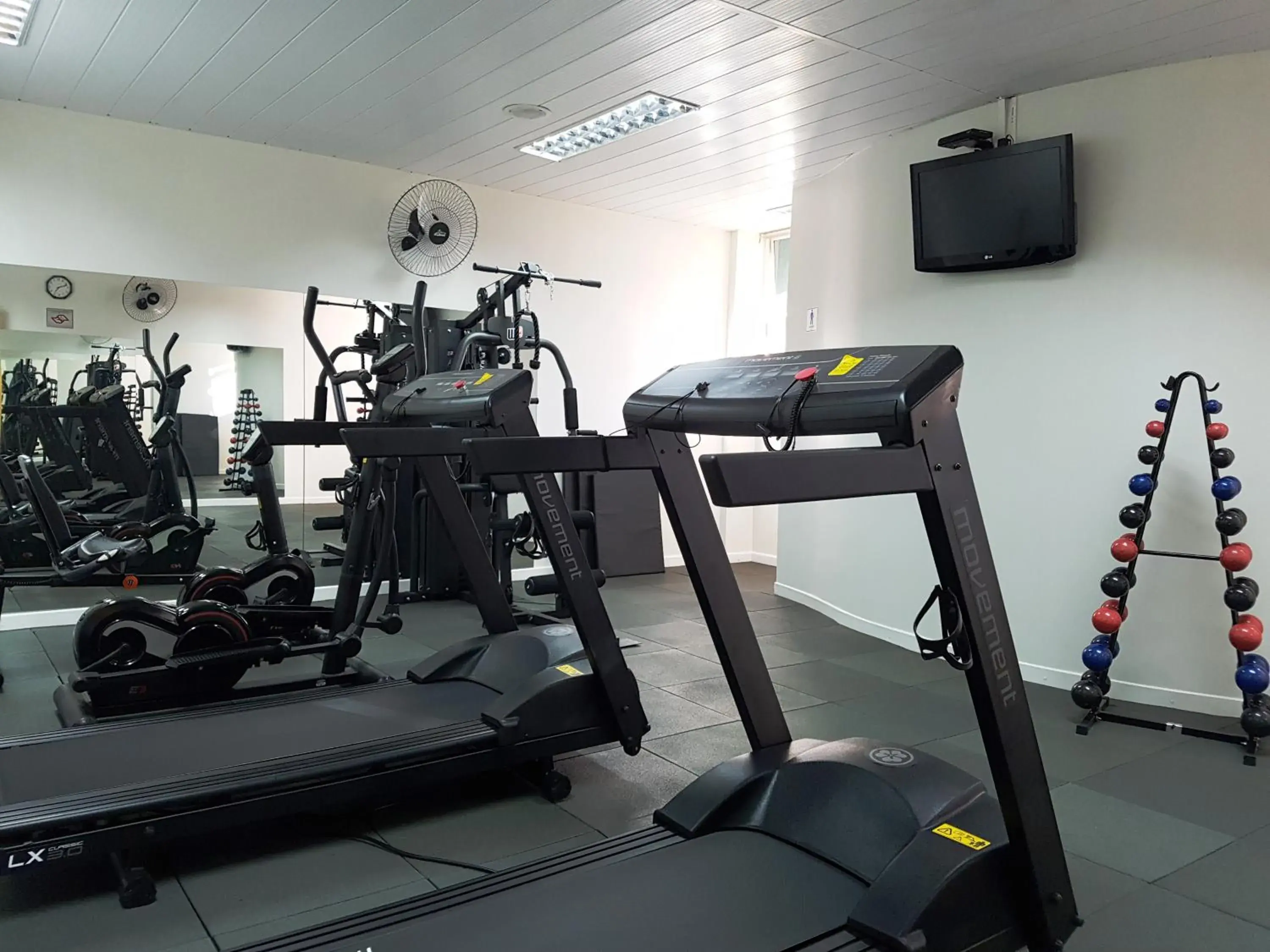 Fitness centre/facilities in Estoril Hotel Fitness centre/facilities in Estoril Hotel