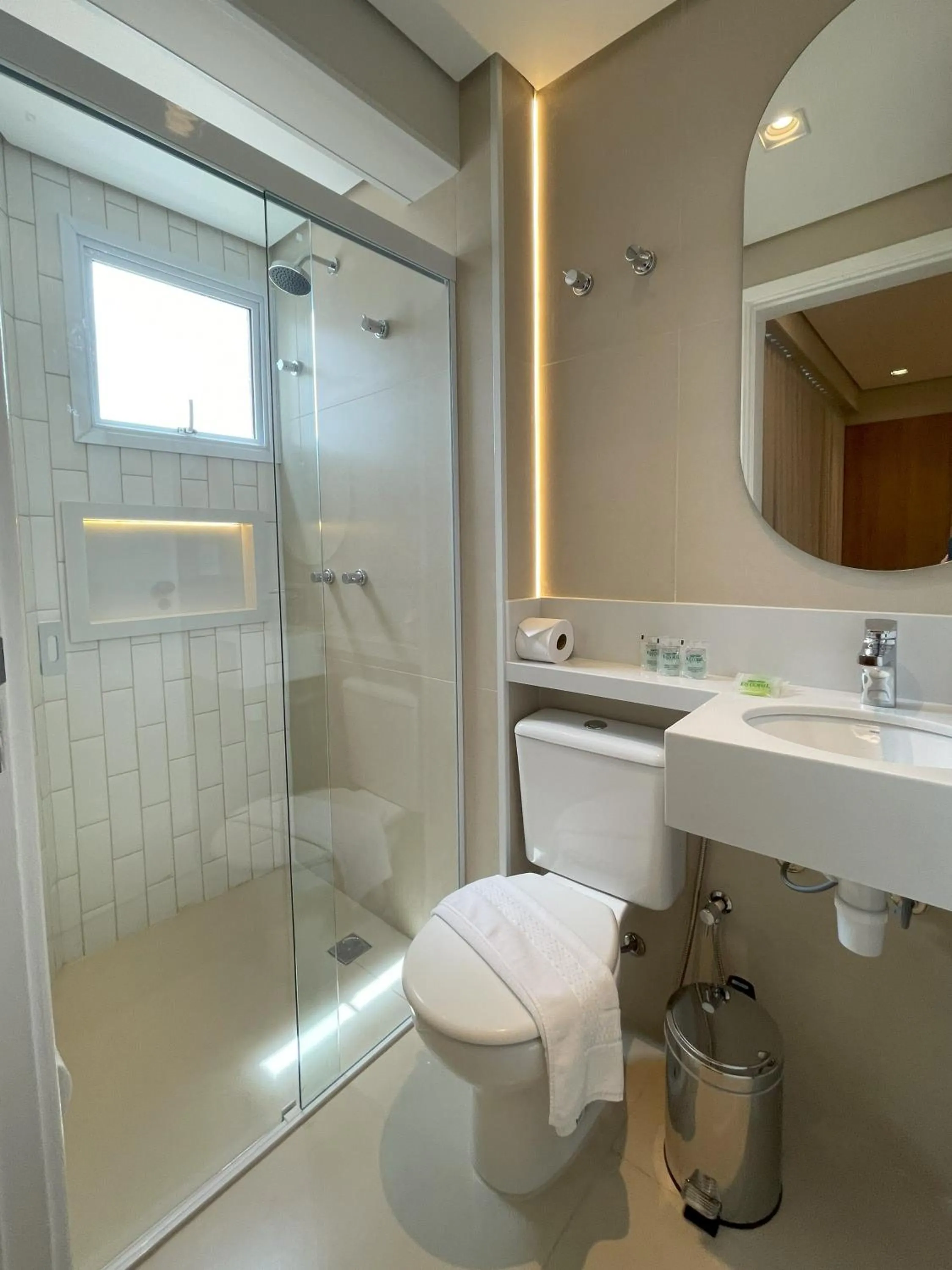 Shower in Estoril Hotel