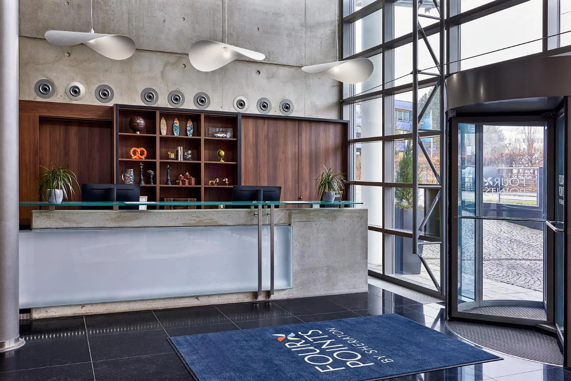 Lobby or reception in Four Points by Sheraton Munich Messe