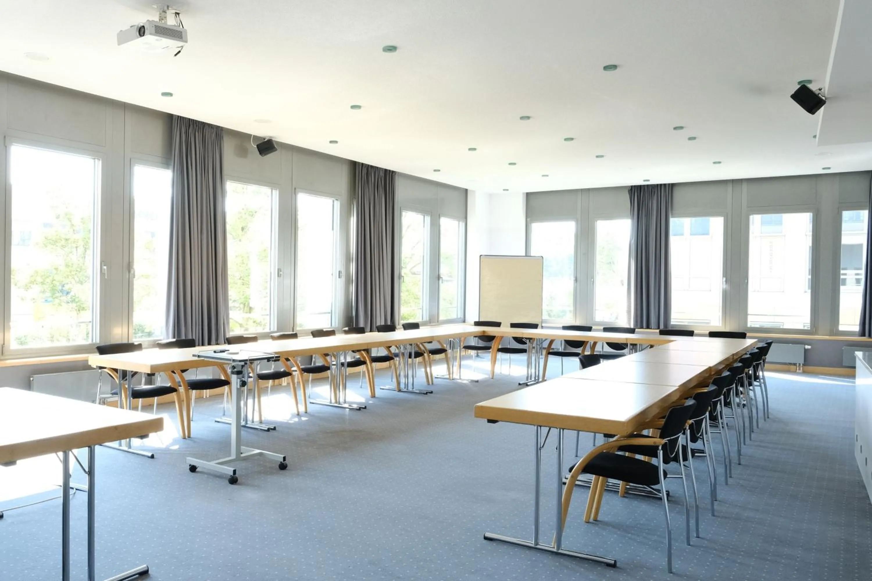 Meeting/conference room in Four Points by Sheraton Munich Messe