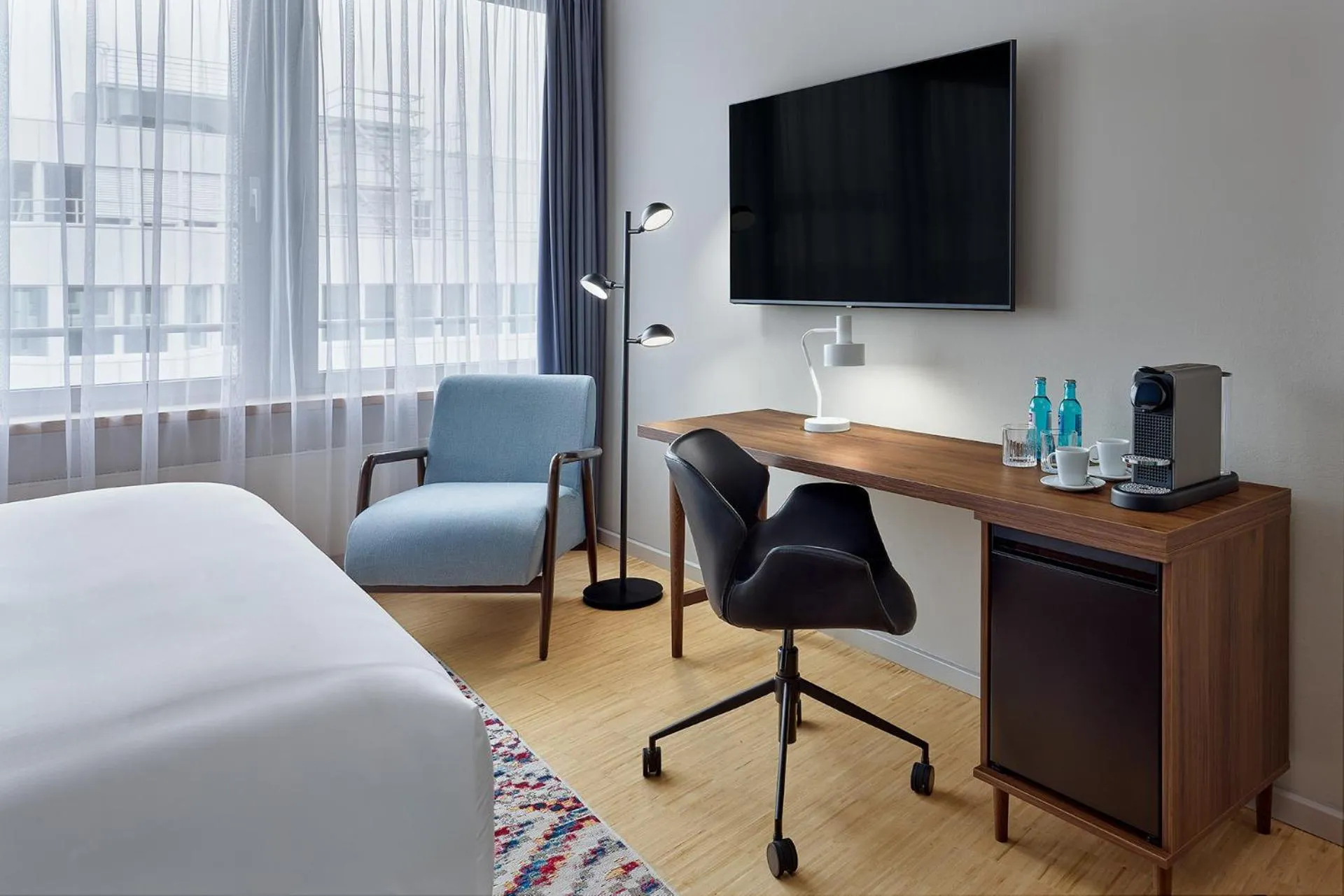 TV and multimedia, Bed in Four Points by Sheraton Munich Messe