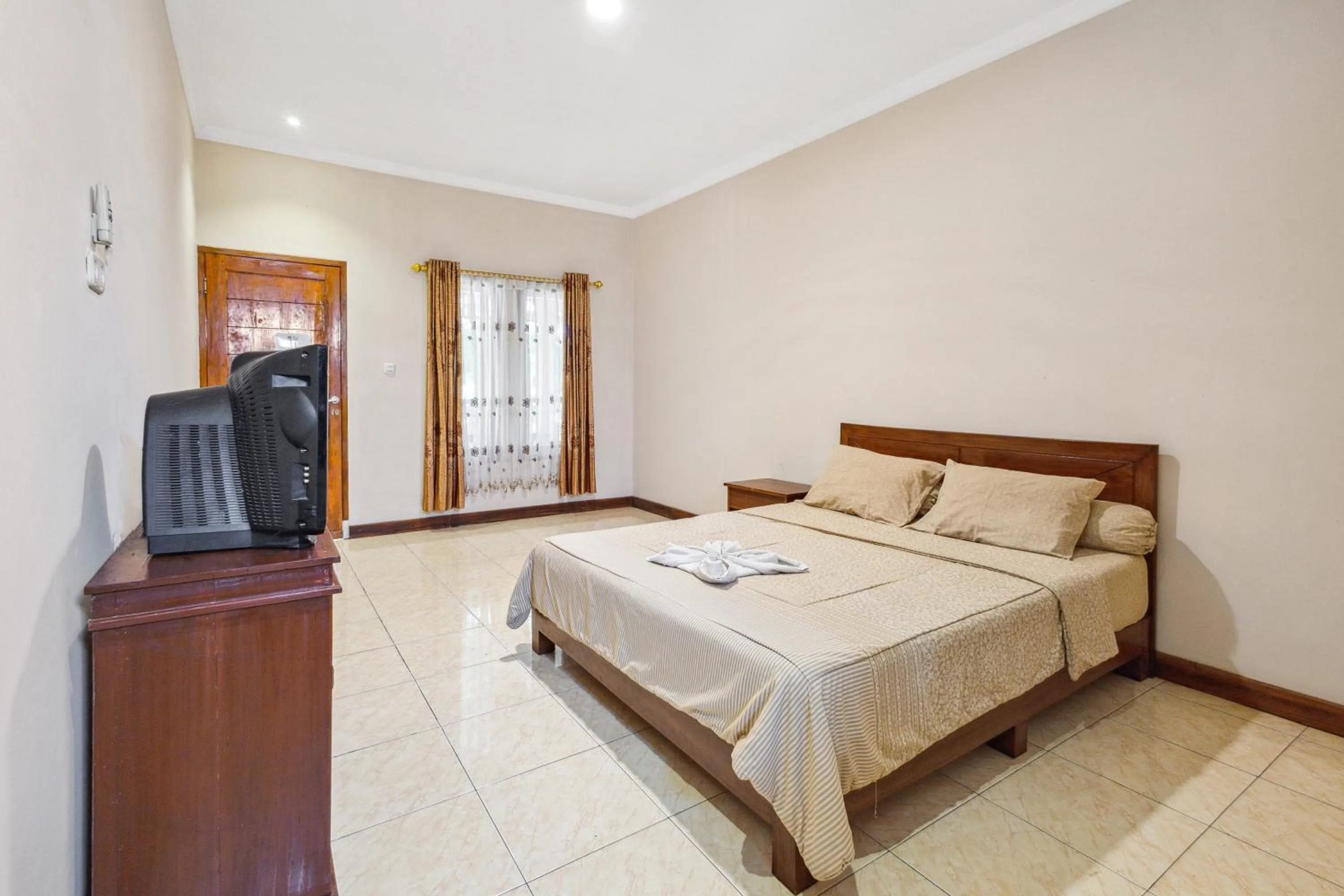 Bed in Sawarna Little Hula Hula