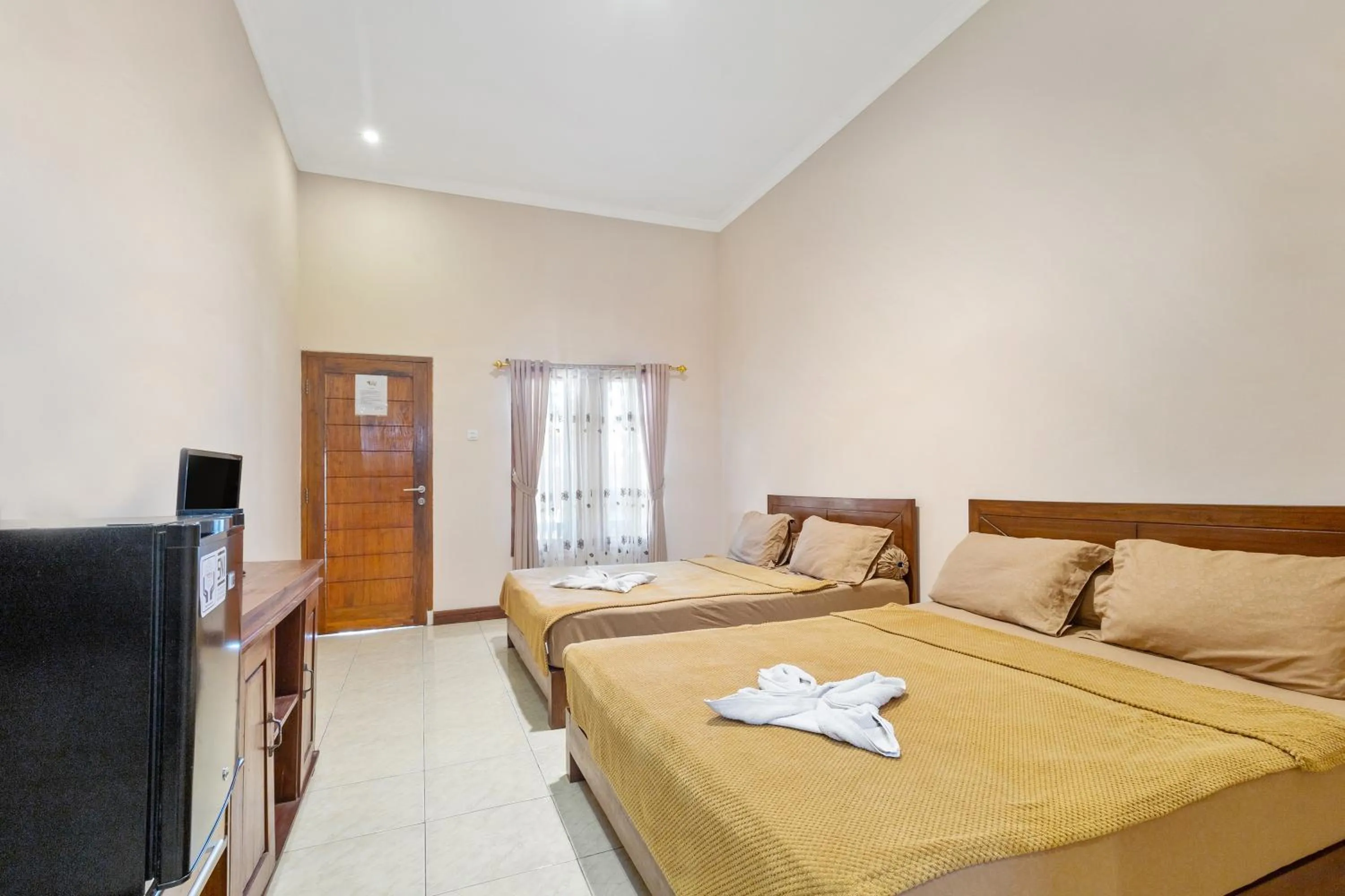 Bed in Sawarna Little Hula Hula