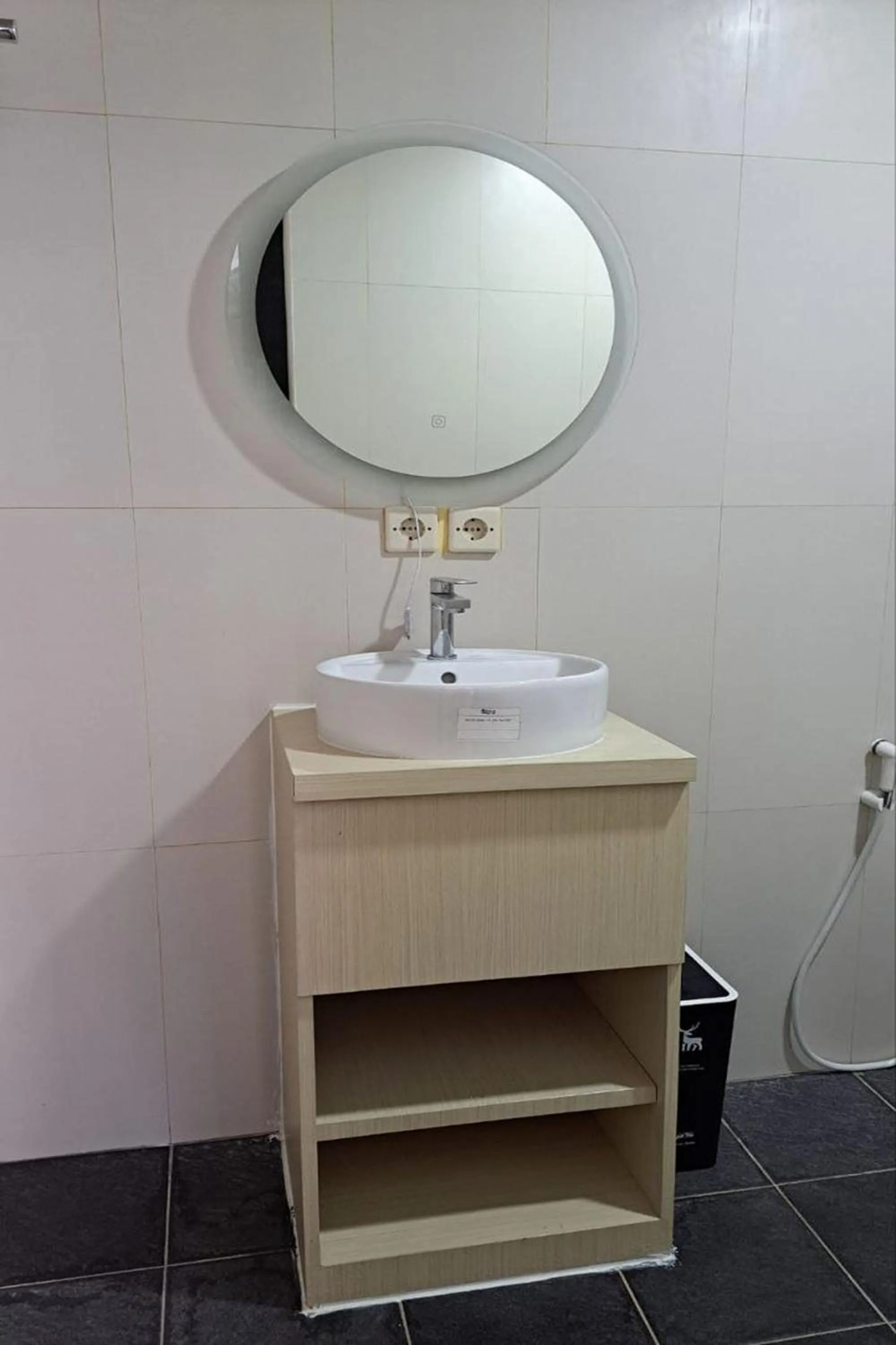 Bathroom in Sawarna Little Hula Hula