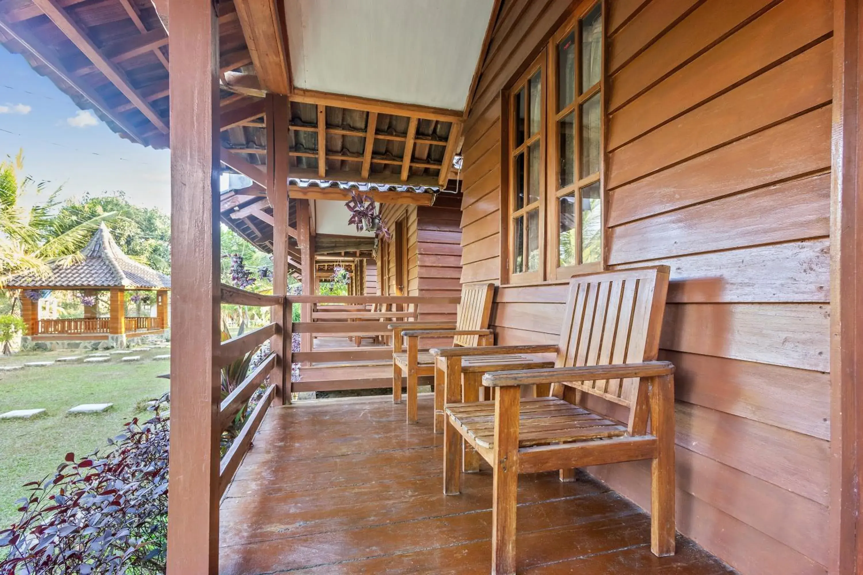 Sawarna Little Hula Hula Sawarna Little Hula Hula