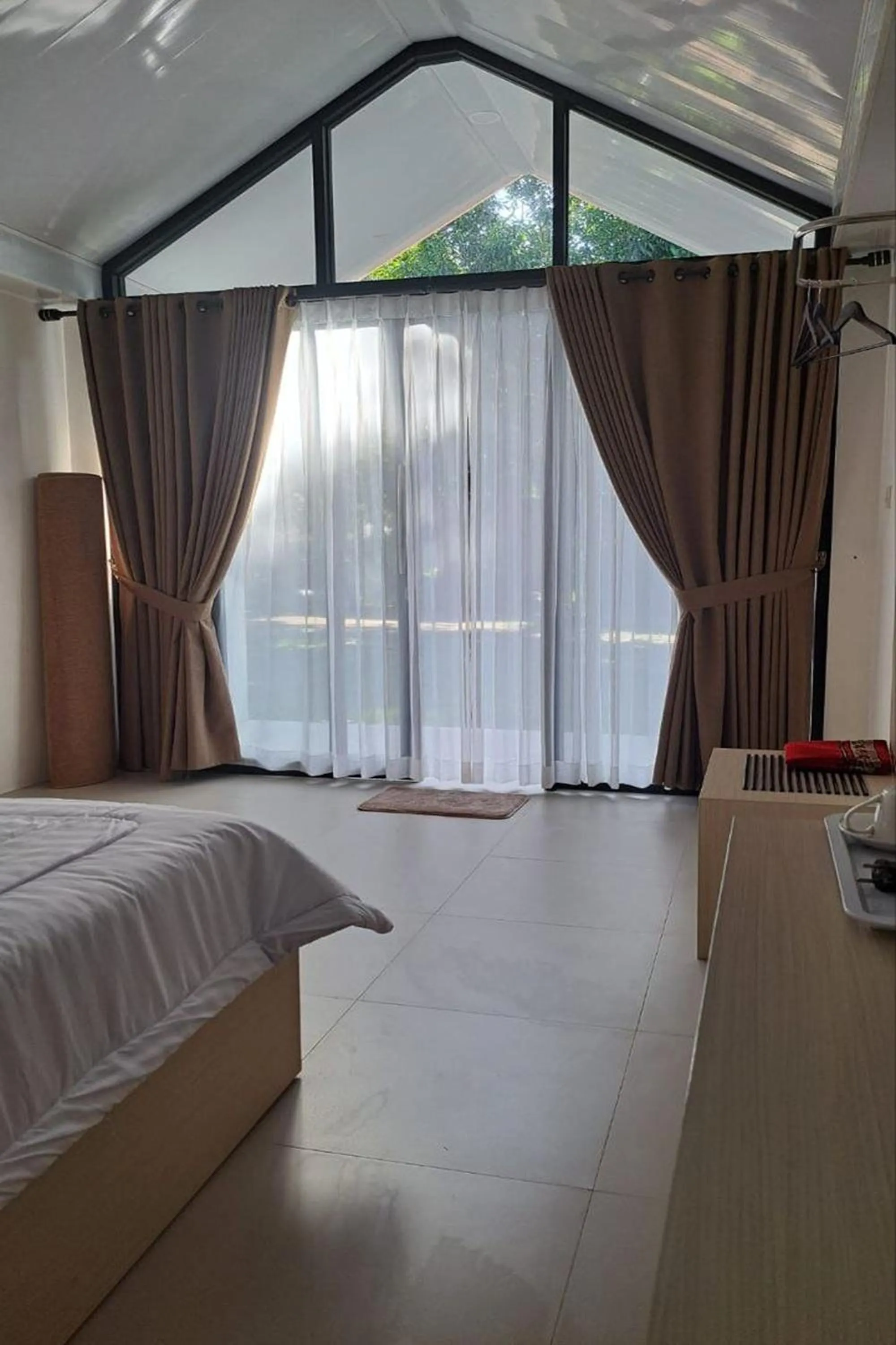 Bed in Sawarna Little Hula Hula