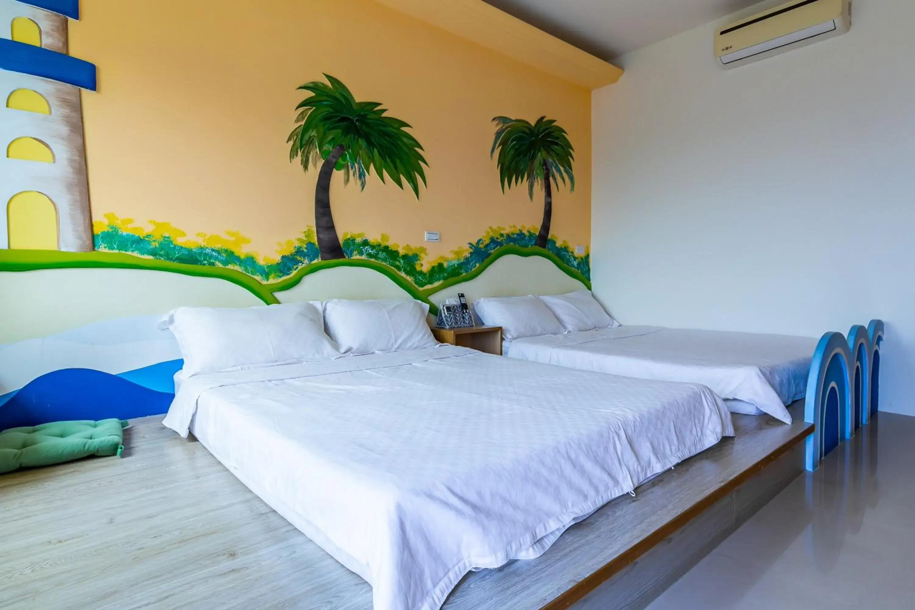 Quadruple Room with Garden View in Tropical island B&B Quadruple Room with Garden View in Tropical island B&B