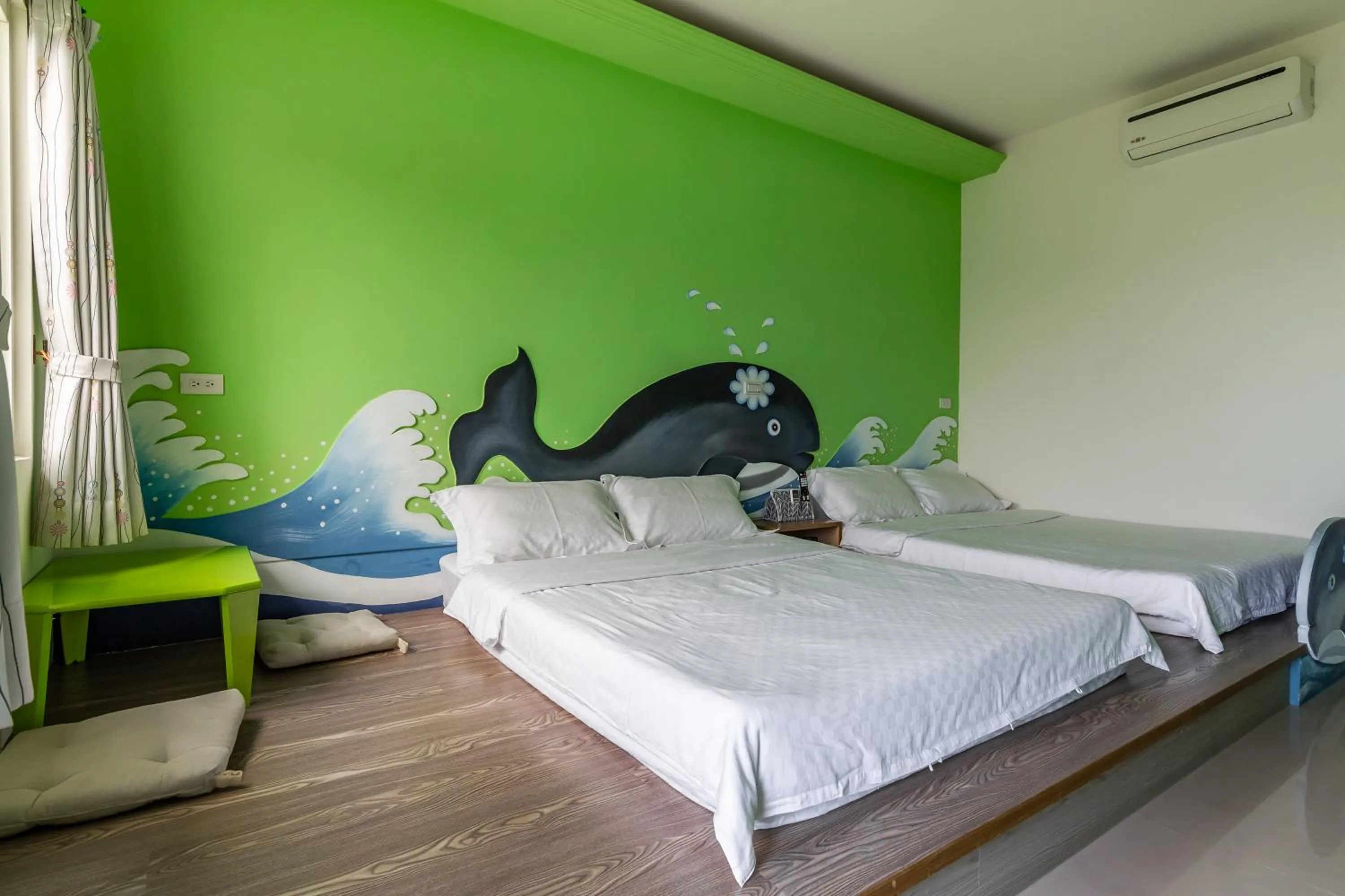 Decorative detail, Bed in Tropical island B&B