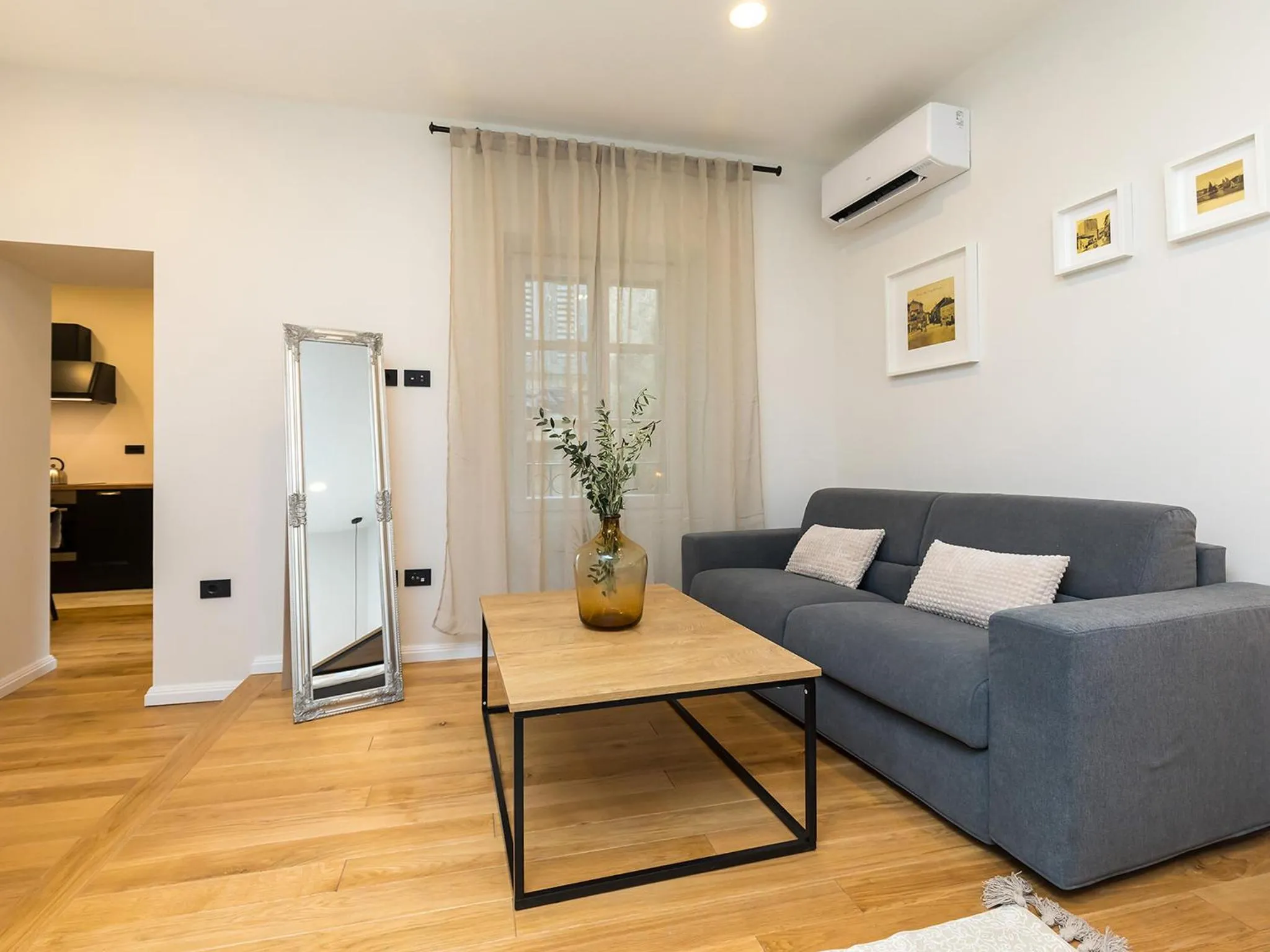 NEWPremium Suite Šinjorina, Historical City Centre
