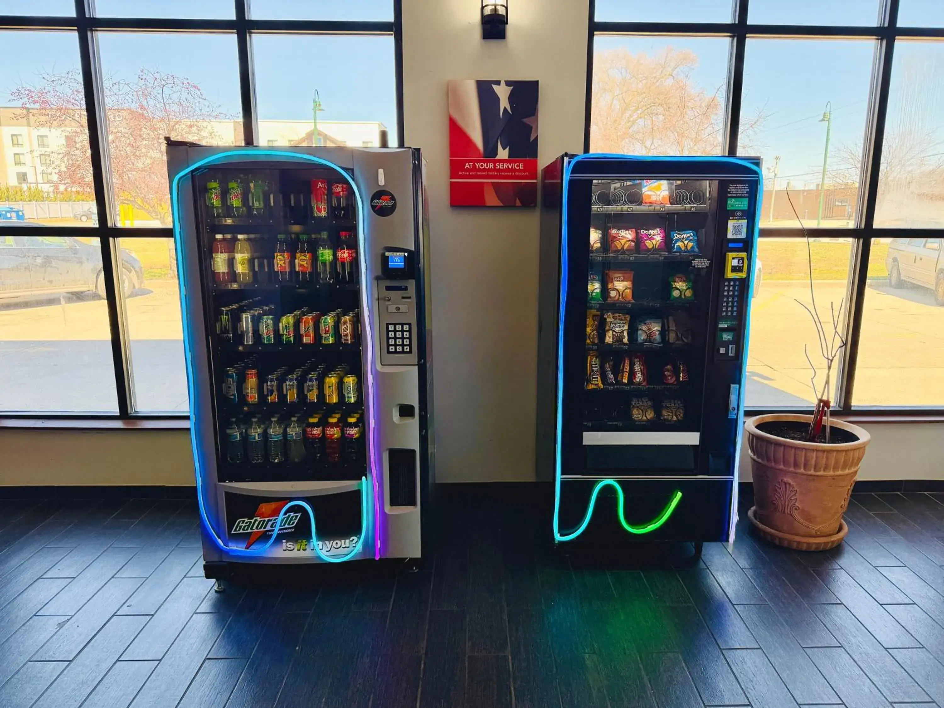 Lobby or reception in Motel 6 Elkhart, IN Lobby or reception in Motel 6 Elkhart, IN