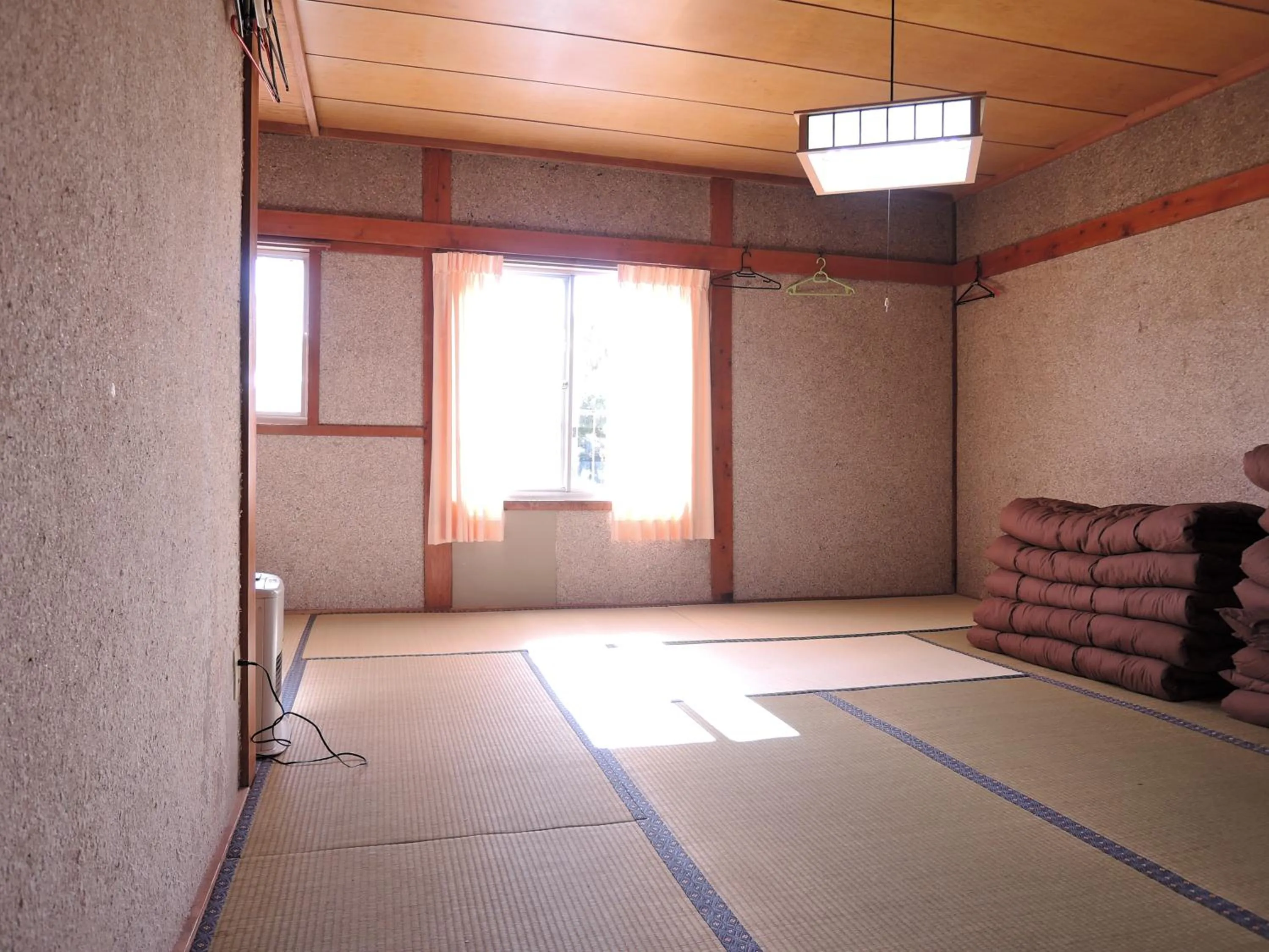 Photo of the whole room in Shintaku Sanso