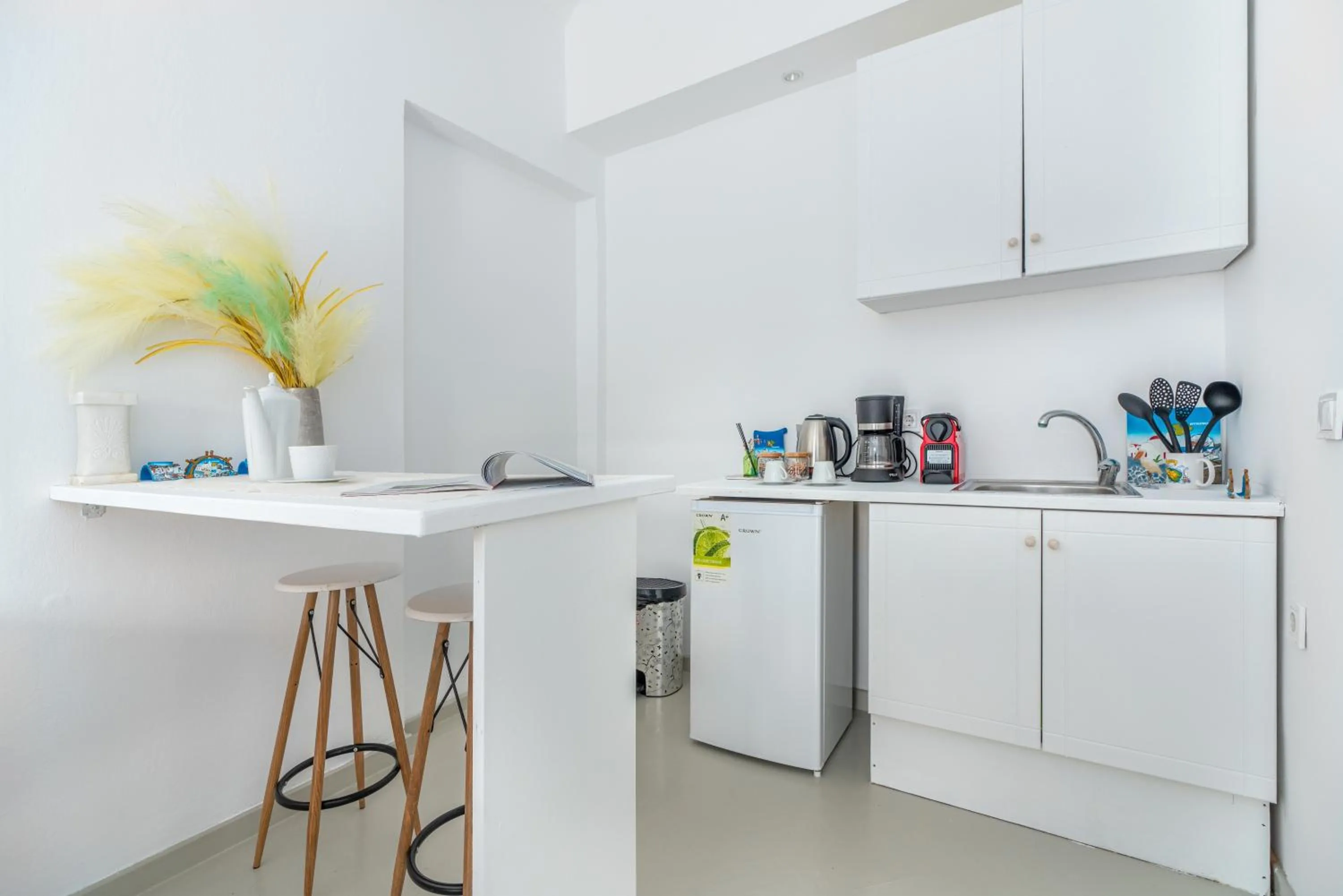 Coffee/tea facilities in Dimelal Mykonos Town Apartments