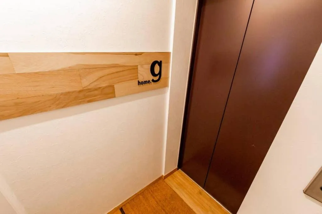 Facade/entrance in THE EAST AVENUE