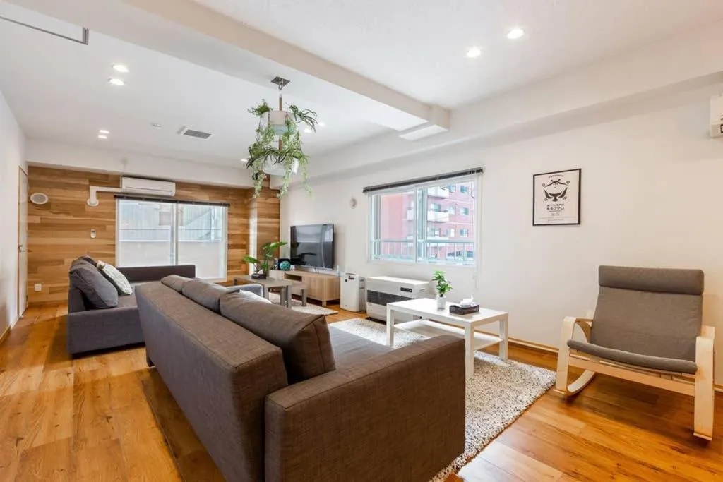 Living room in THE EAST AVENUE