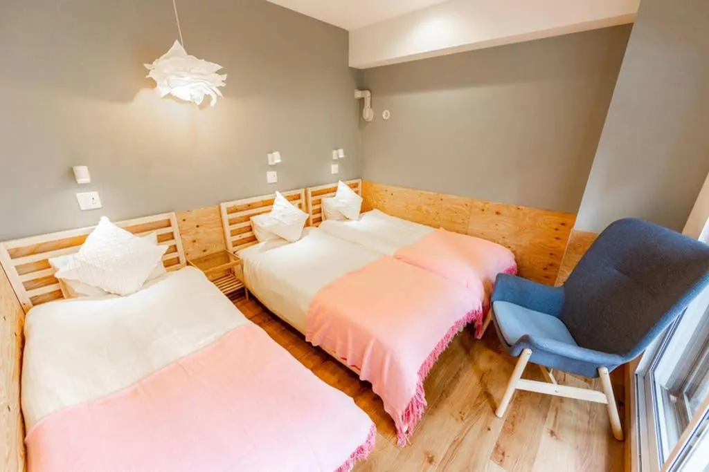 Bed in THE EAST AVENUE