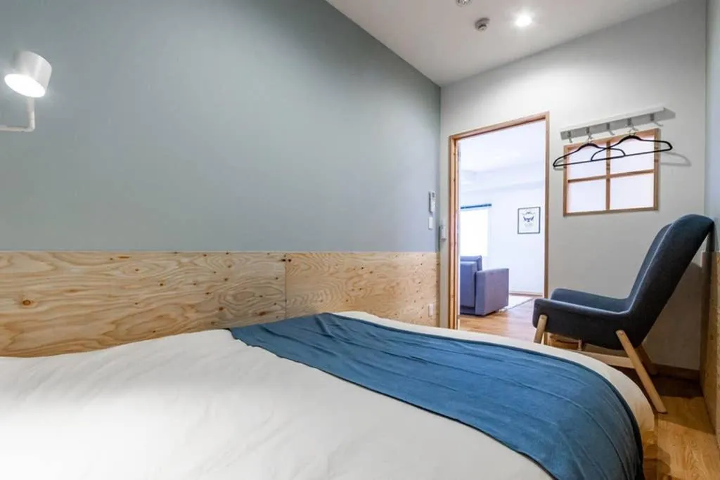 Photo of the whole room, Bed in THE EAST AVENUE