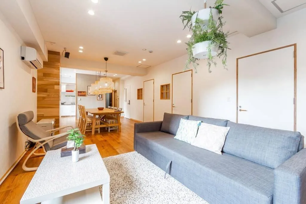 Living room in THE EAST AVENUE