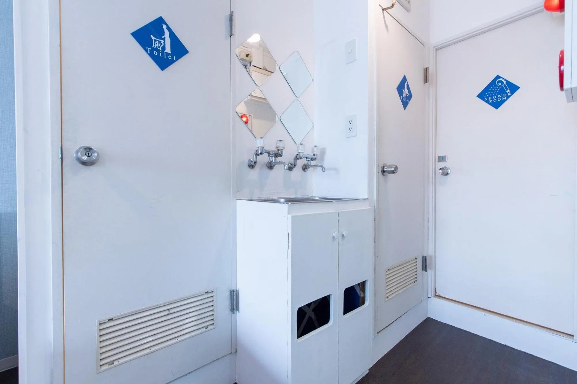 LUANAHOTEL IN NAKANO