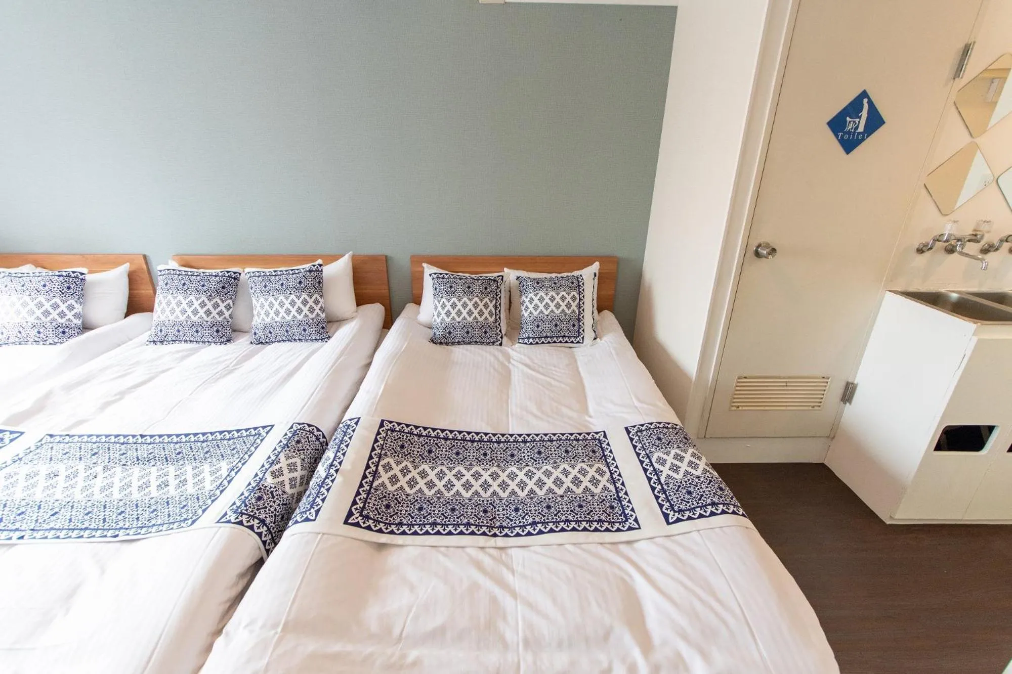 Bed in LUANAHOTEL IN NAKANO