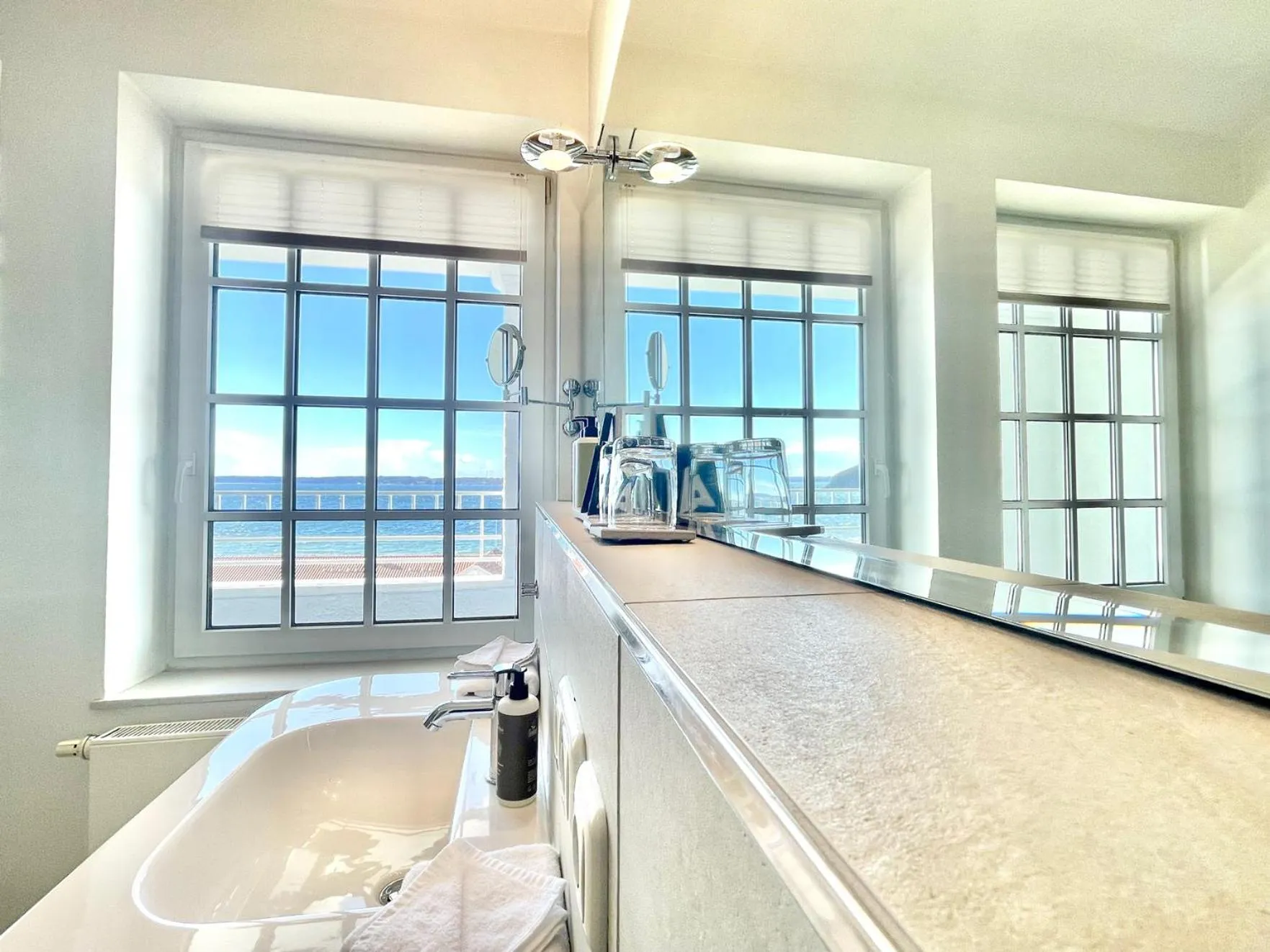 Bathroom in Strandhotel Glücksburg