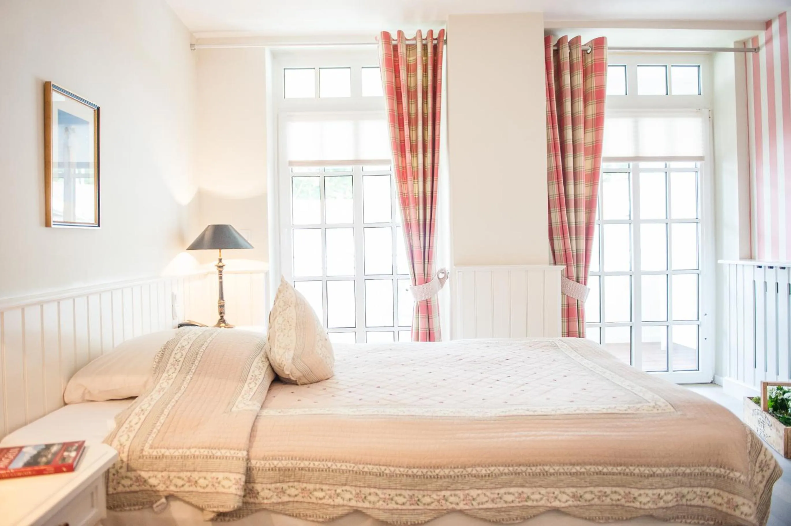 Bed in Strandhotel Glücksburg