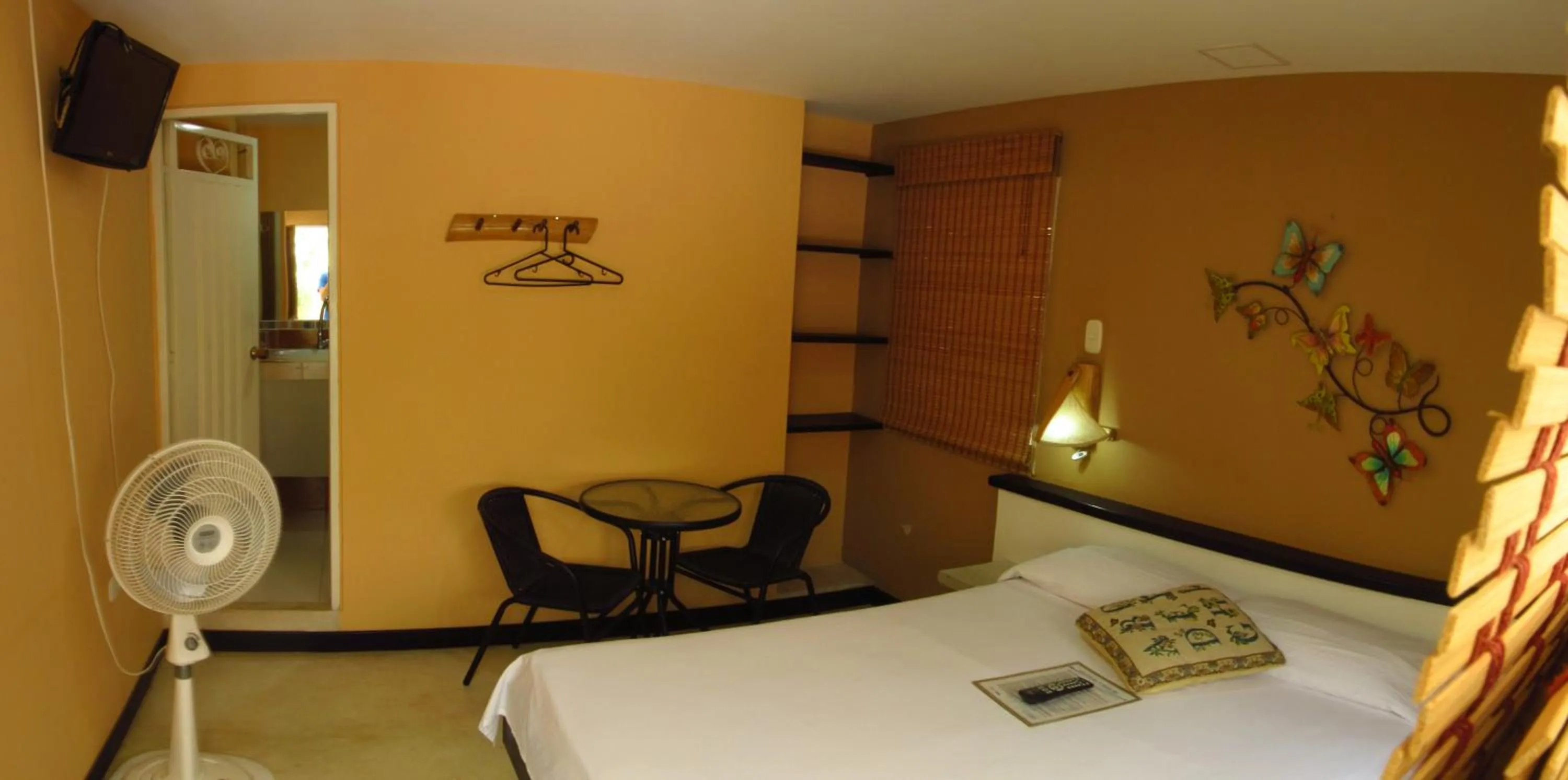 Photo of the whole room in Casa D'mer Taganga