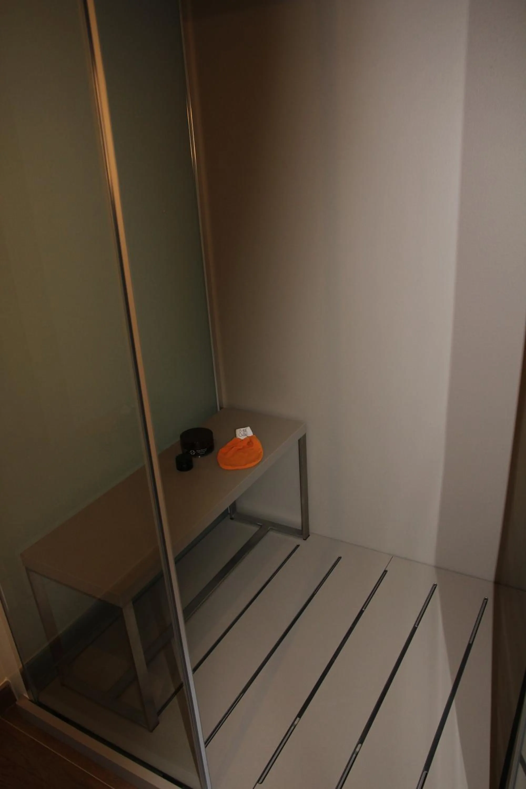 Steam room in La Catiniere