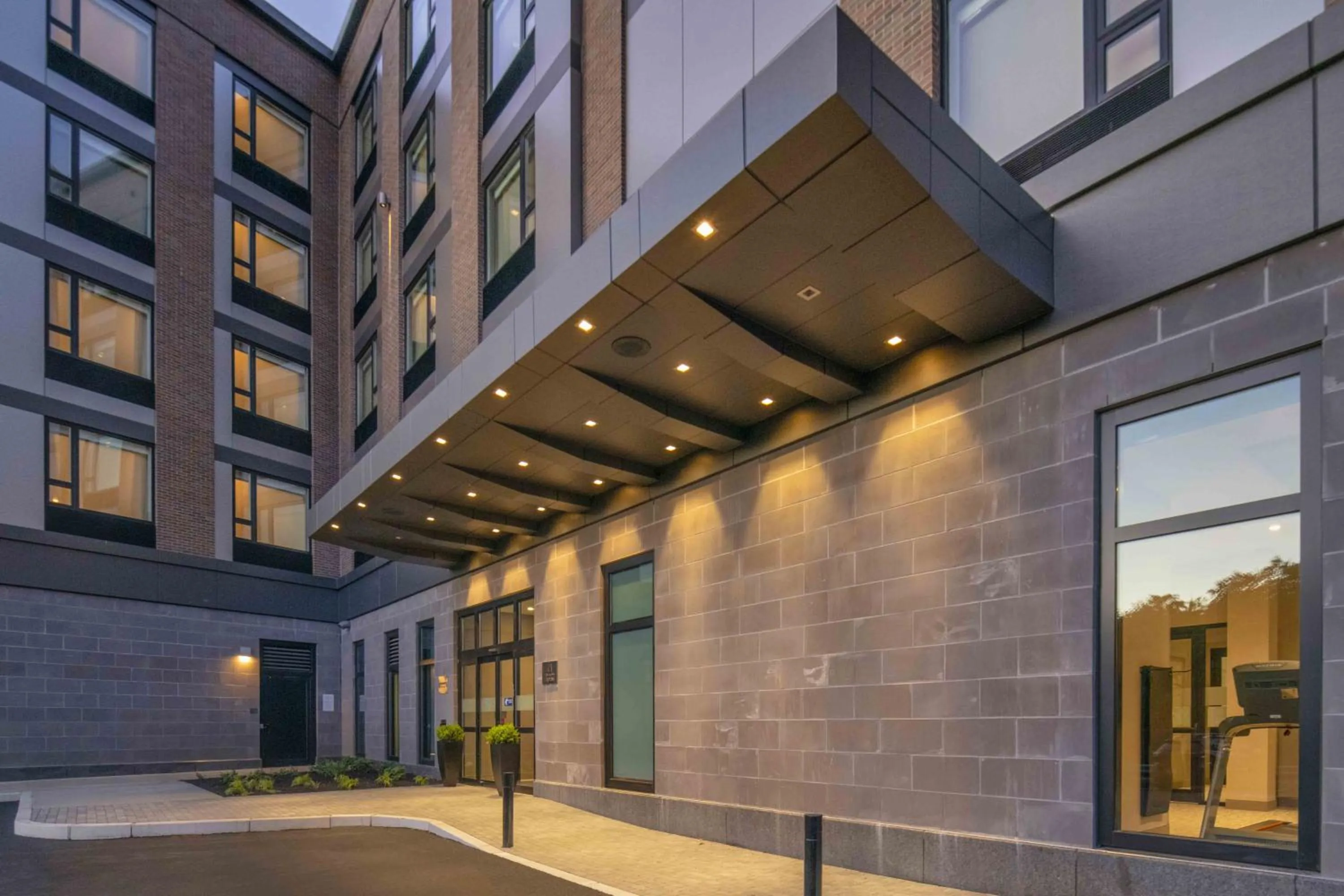 Facade/entrance in Staybridge Suites - Boston Logan Airport - Revere by IHG