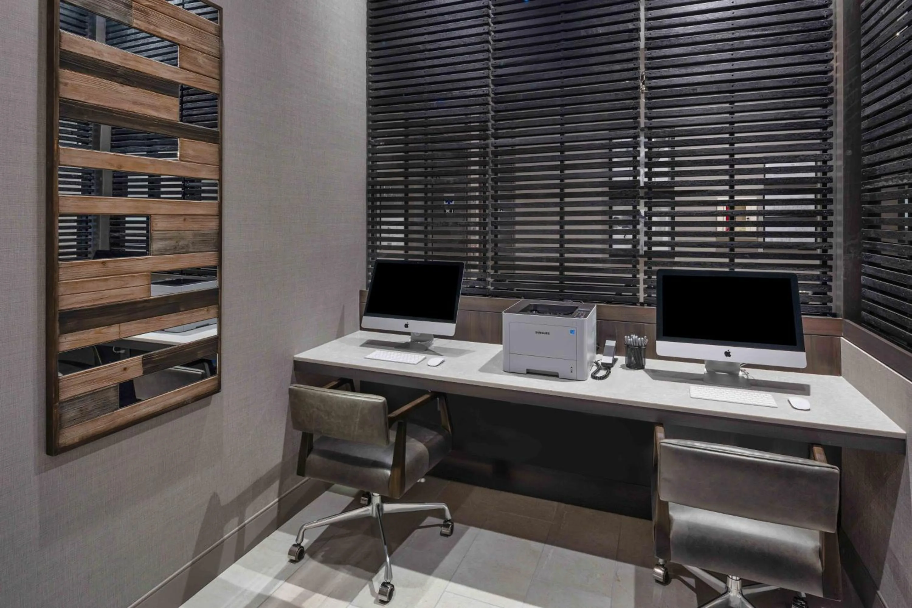 Business facilities in Staybridge Suites - Boston Logan Airport - Revere by IHG