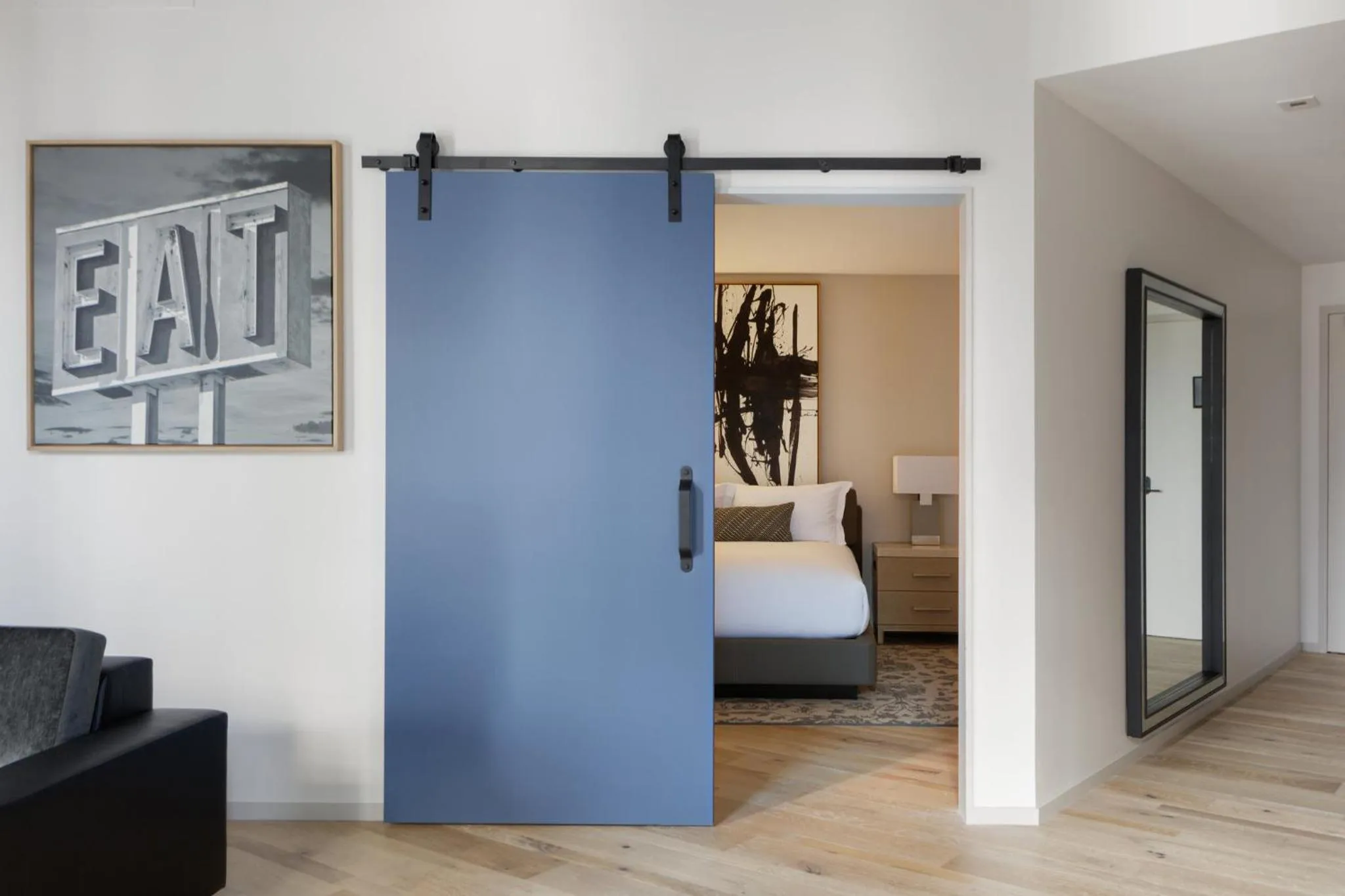 Photo of the whole room, Bed in Kimpton - Pittman Hotel by IHG