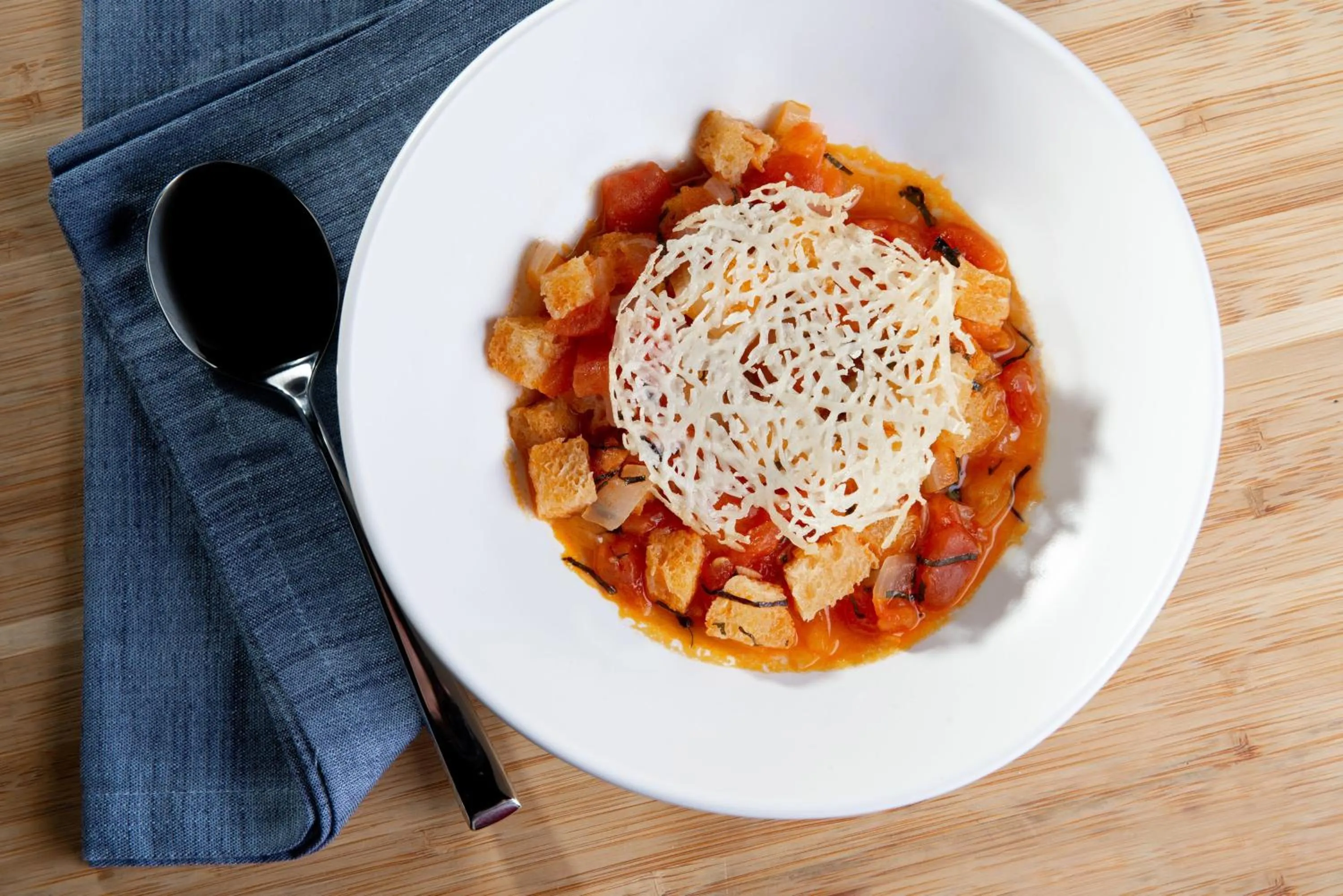 Restaurant/places to eat in Kimpton - Pittman Hotel by IHG