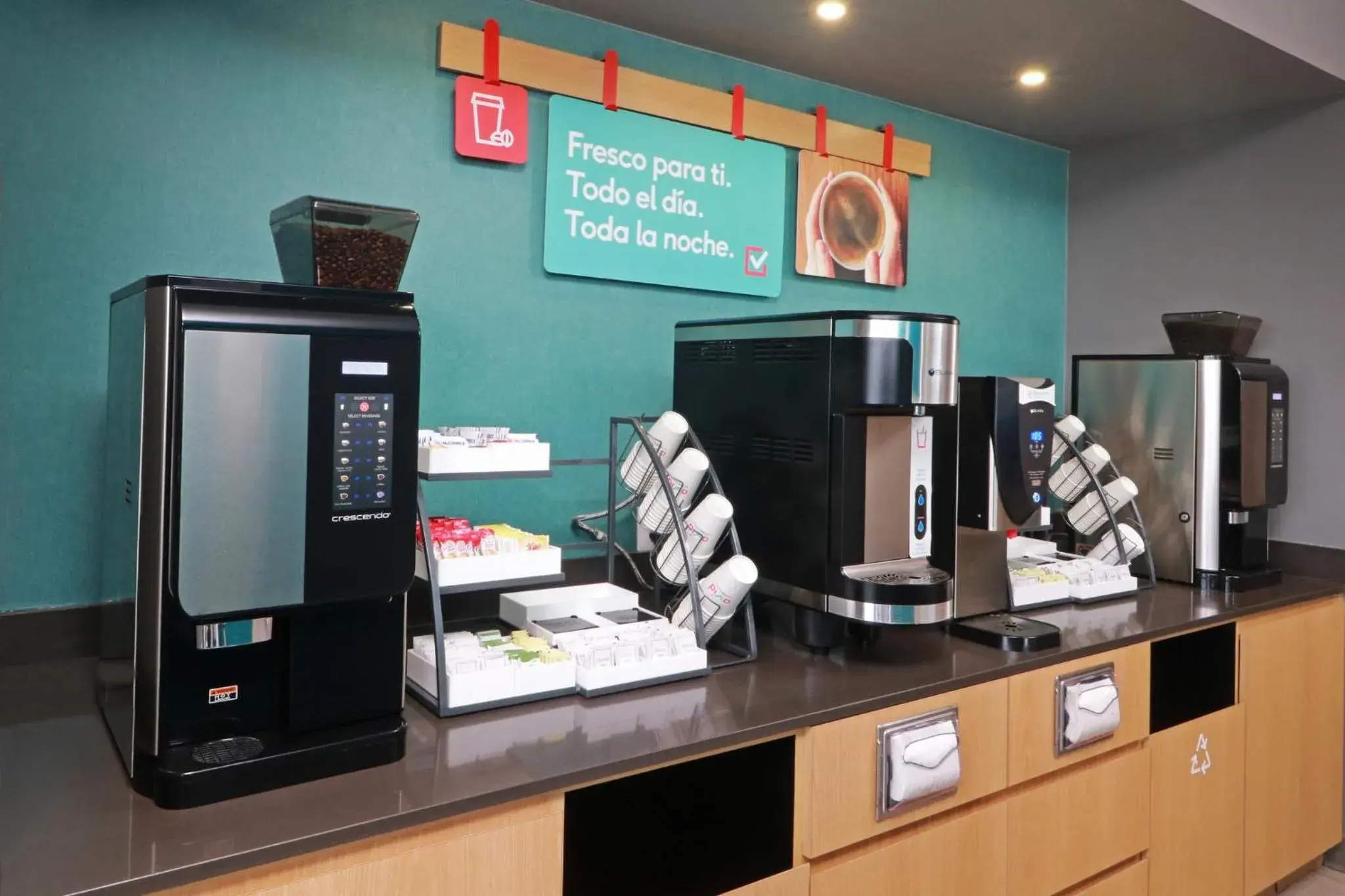 Restaurant/places to eat in avid hotel - Fresnillo by IHG Restaurant/places to eat in avid hotel - Fresnillo by IHG