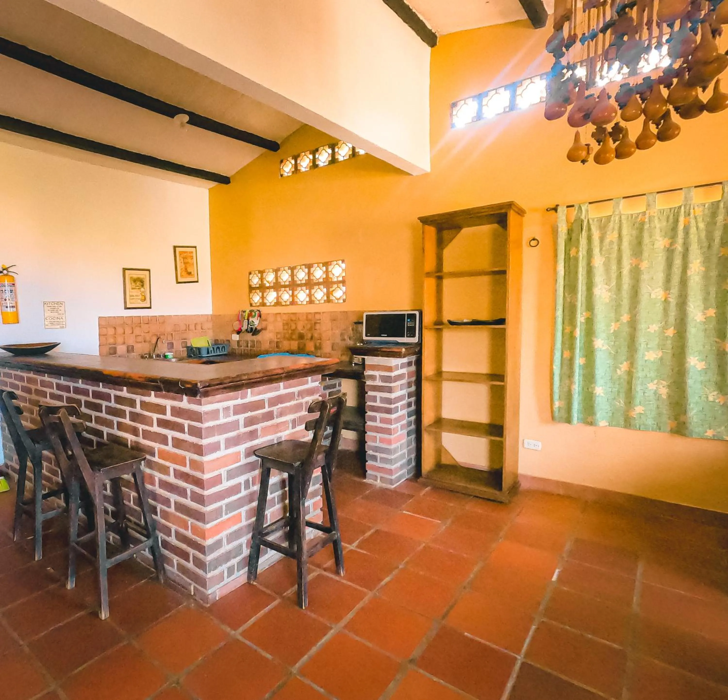 Kitchen or kitchenette in Hostal La Casa de Felipe