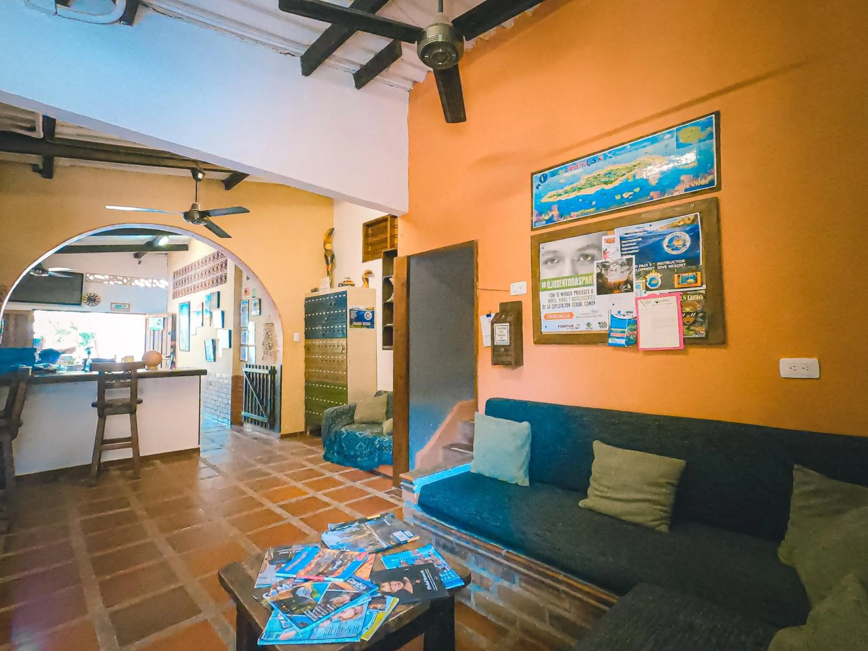 Property building in Hostal La Casa de Felipe