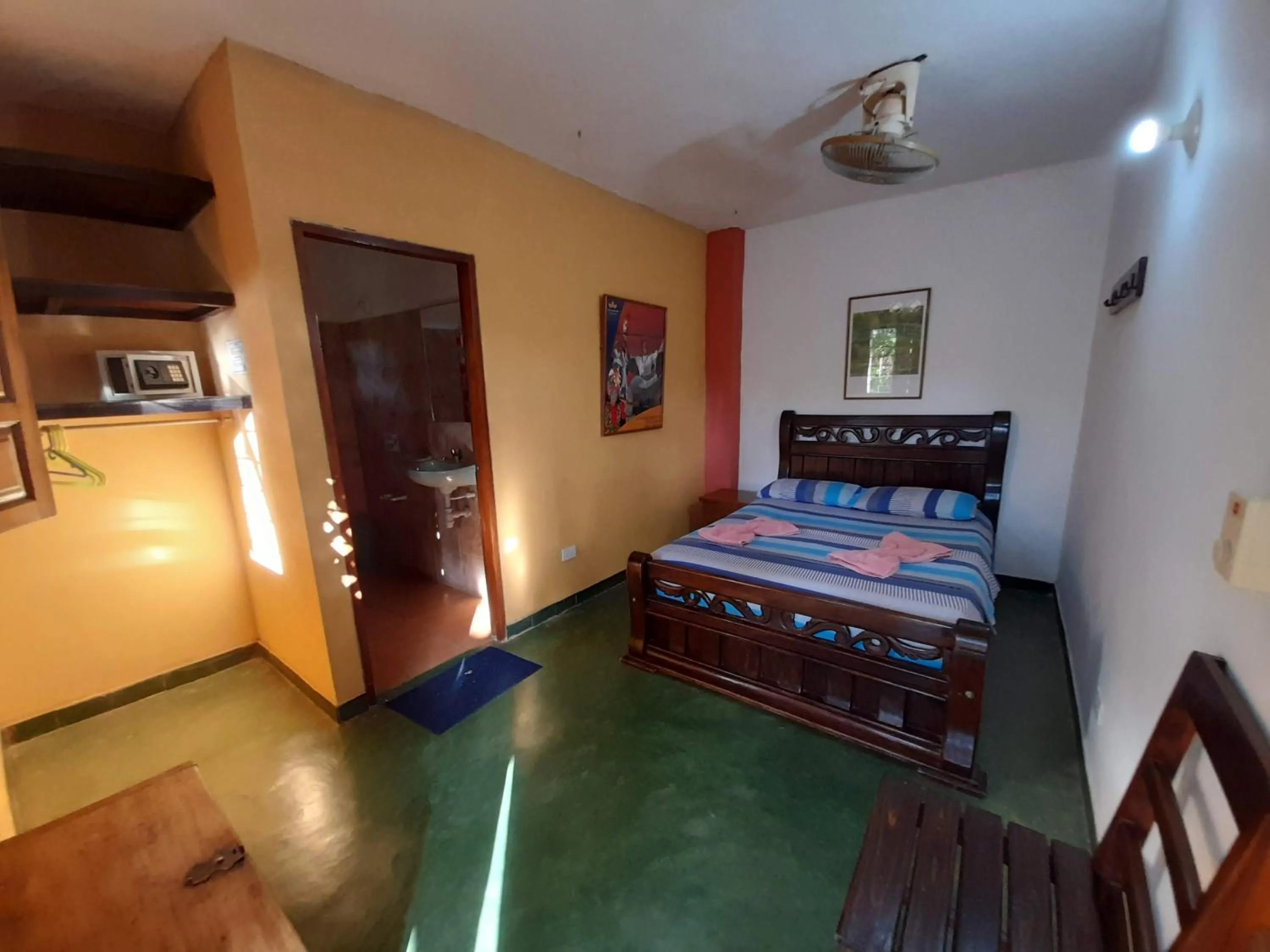 Bedroom, Bed in Hostal La Casa de Felipe