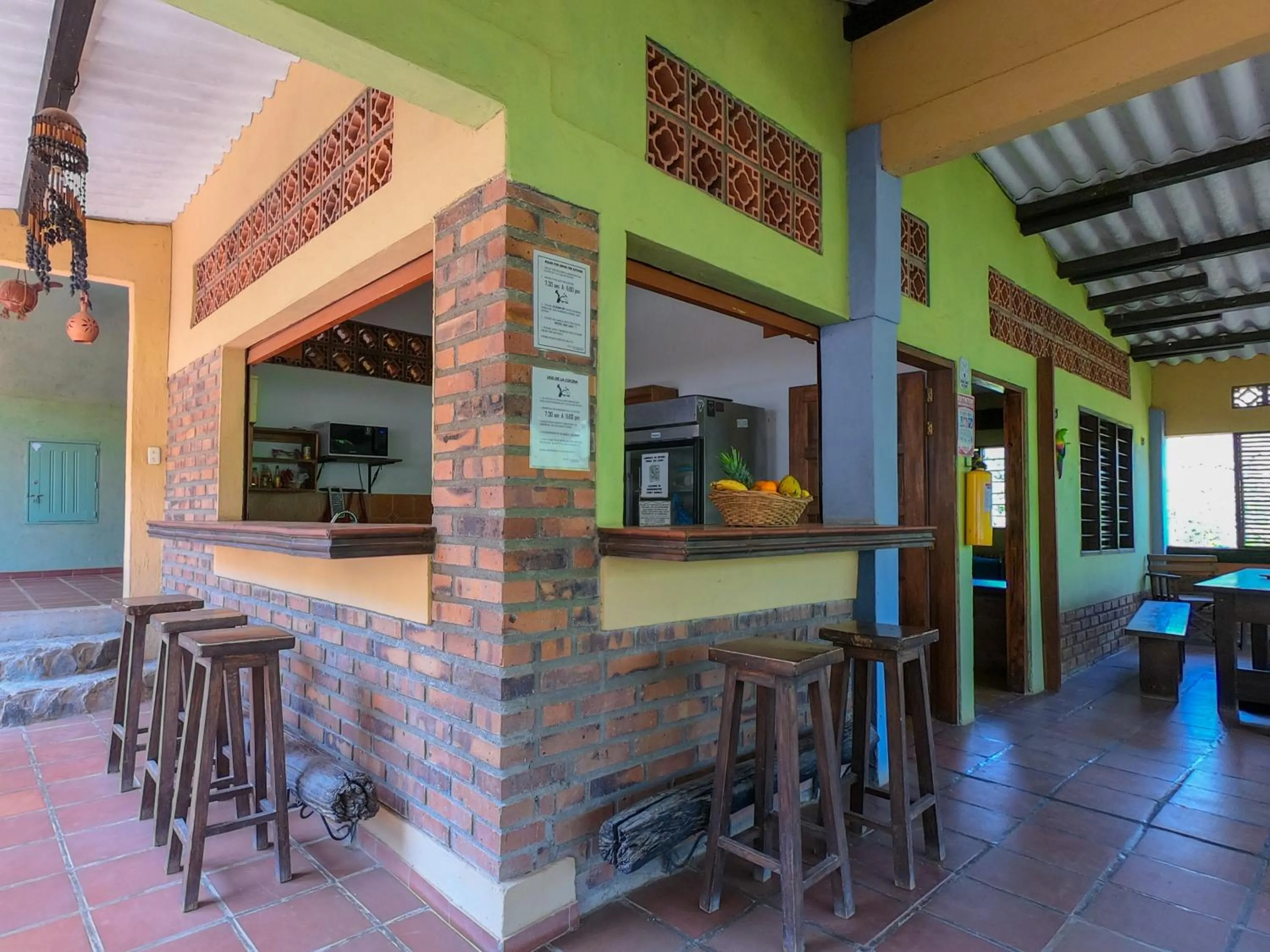 Kitchen or kitchenette in Hostal La Casa de Felipe