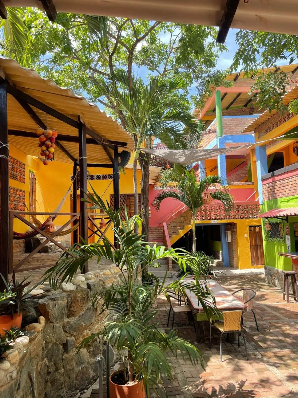 Property building in Hostal La Casa de Felipe