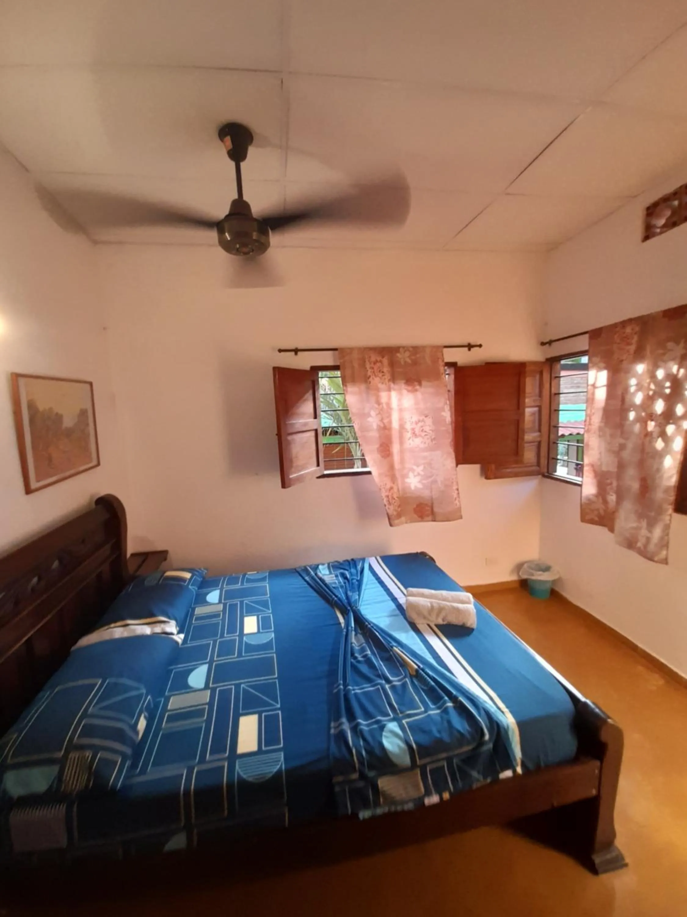 Property building, Bed in Hostal La Casa de Felipe