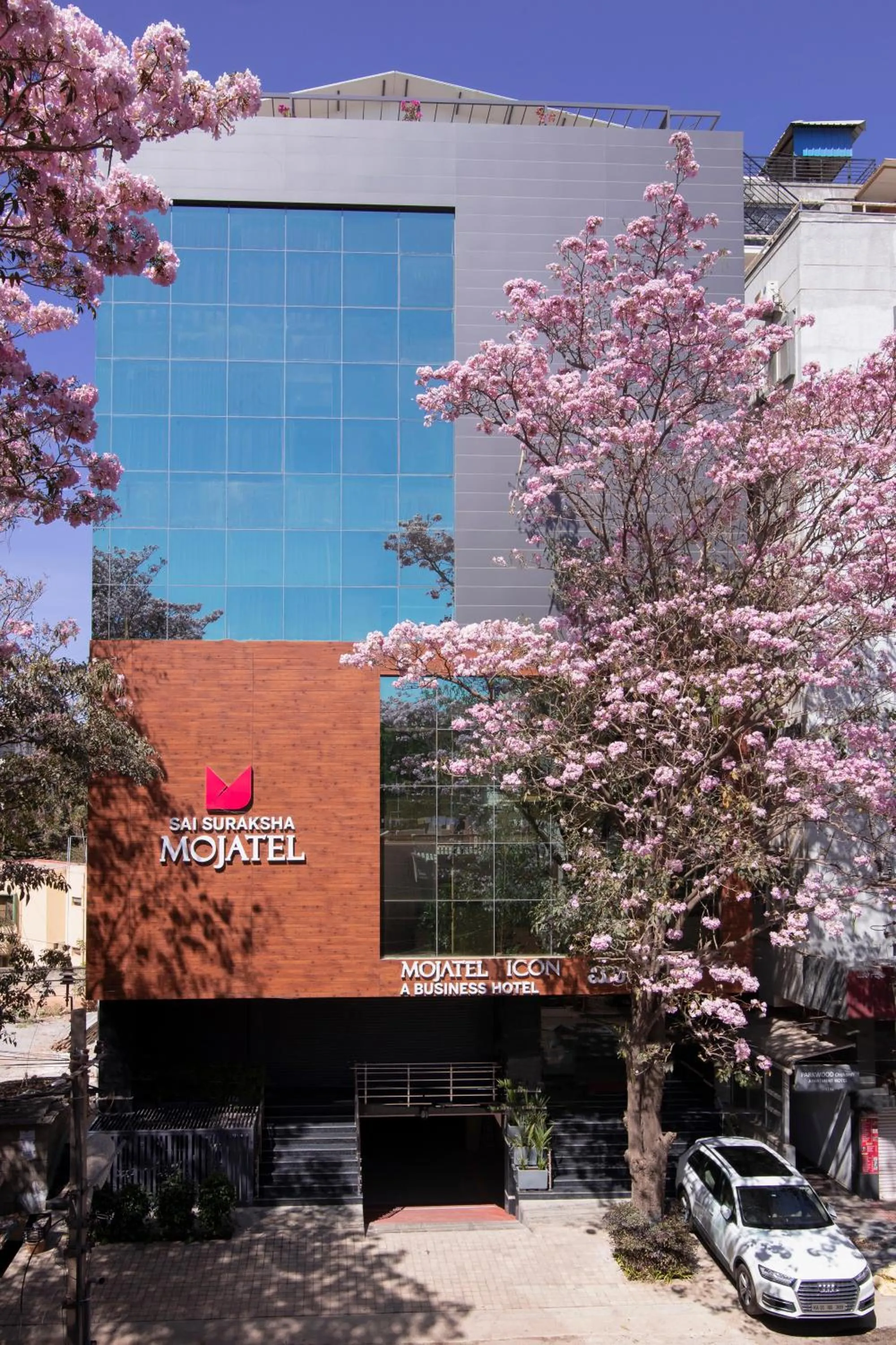 Property building in Mojatel By Icon