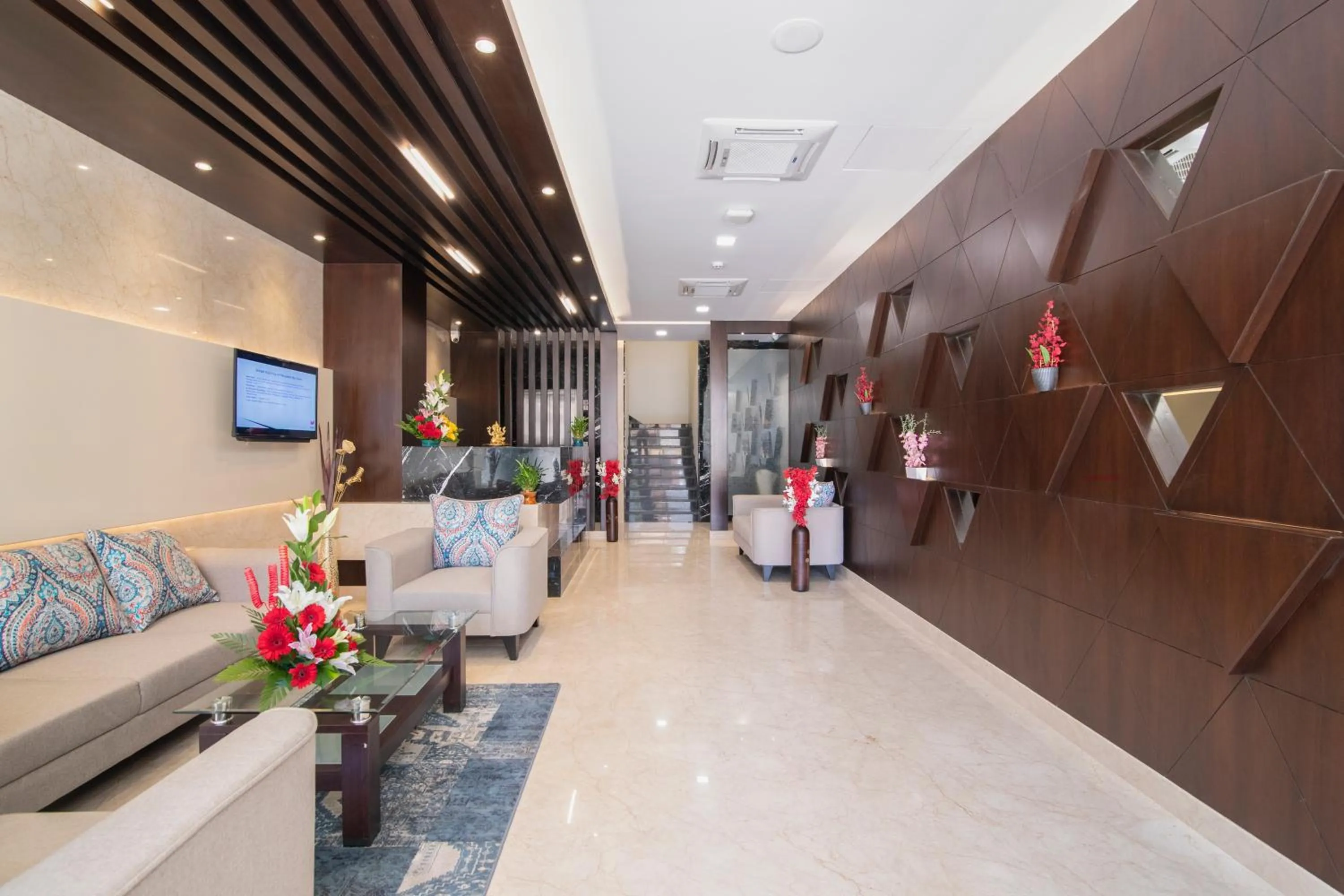 Lobby or reception in Mojatel By Icon