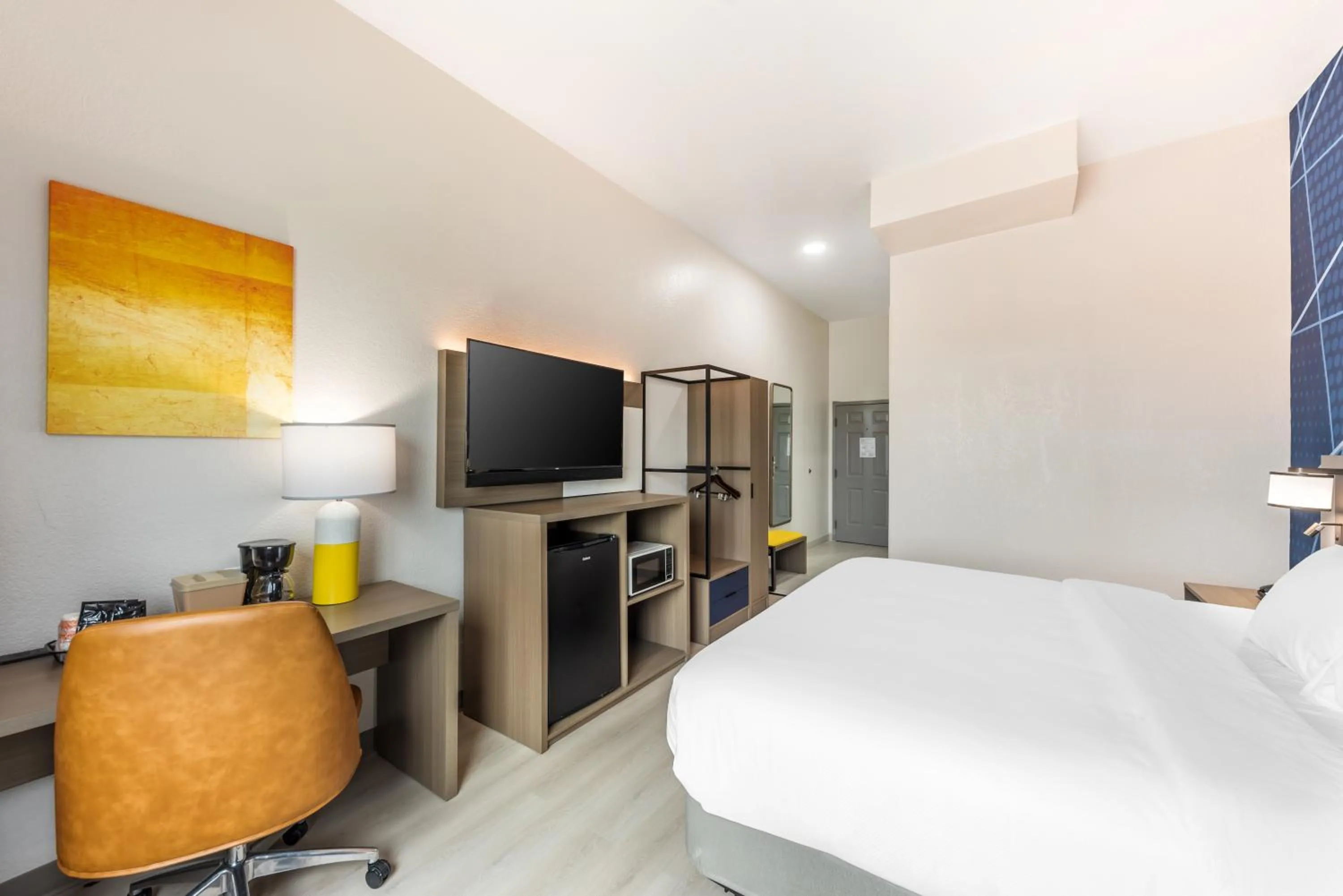 Bed in Comfort Inn & Suites Belton Temple South I-35