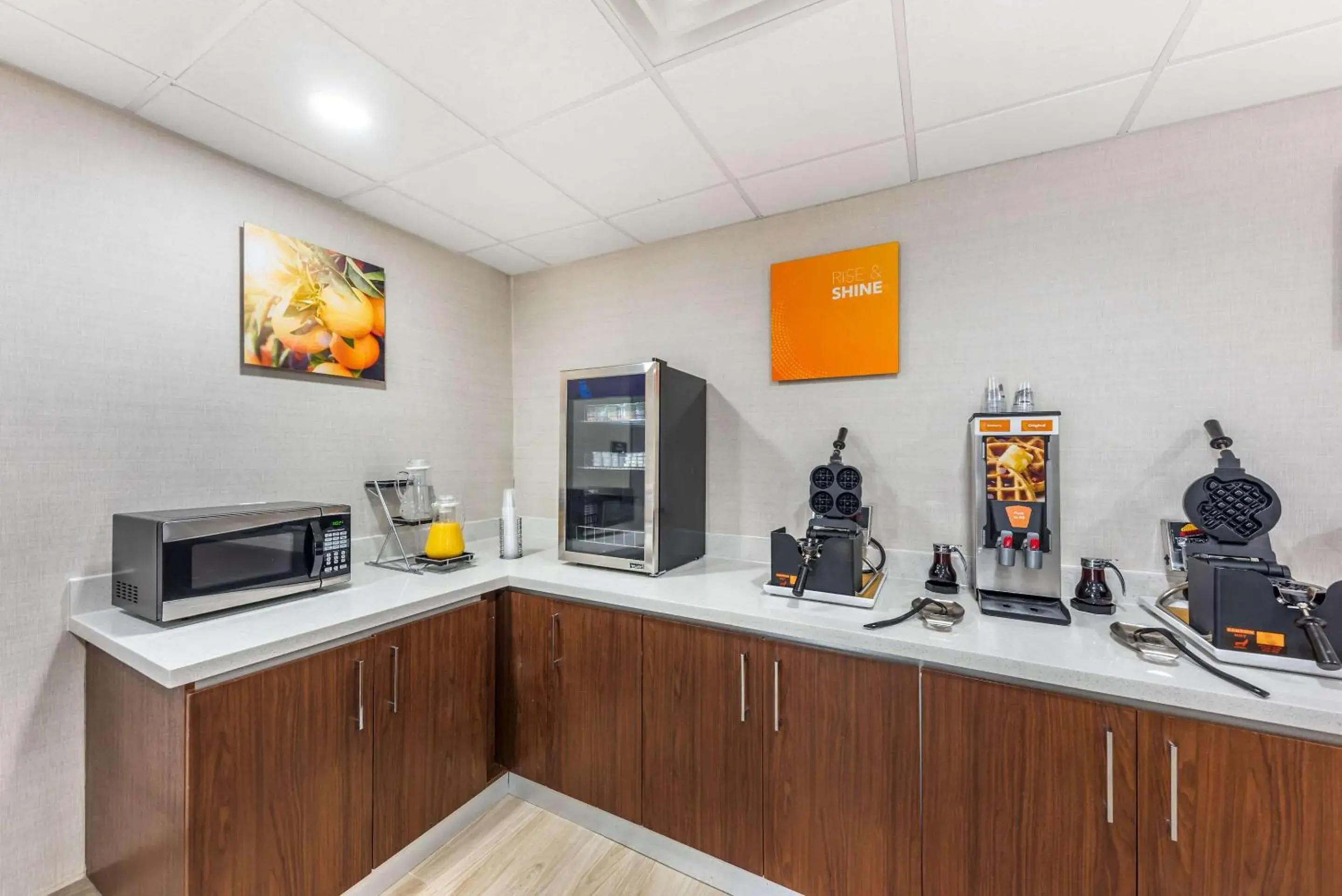 Breakfast in Comfort Inn & Suites Belton Temple South I-35 Breakfast in Comfort Inn & Suites Belton Temple South I-35