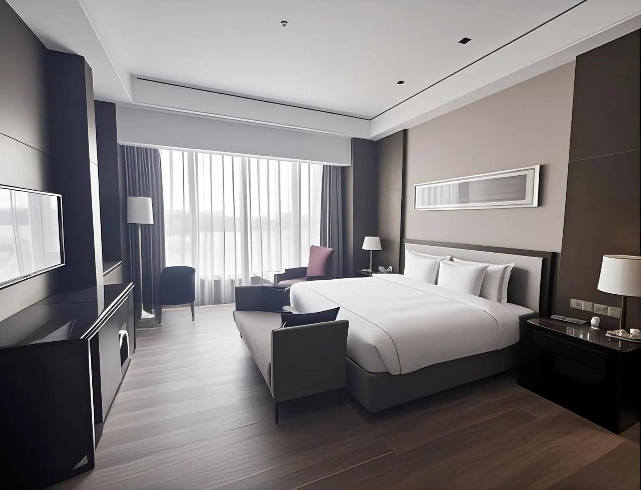 Photo of the whole room, Bed in Crowne Plaza Nanjing Jiangning by IHG