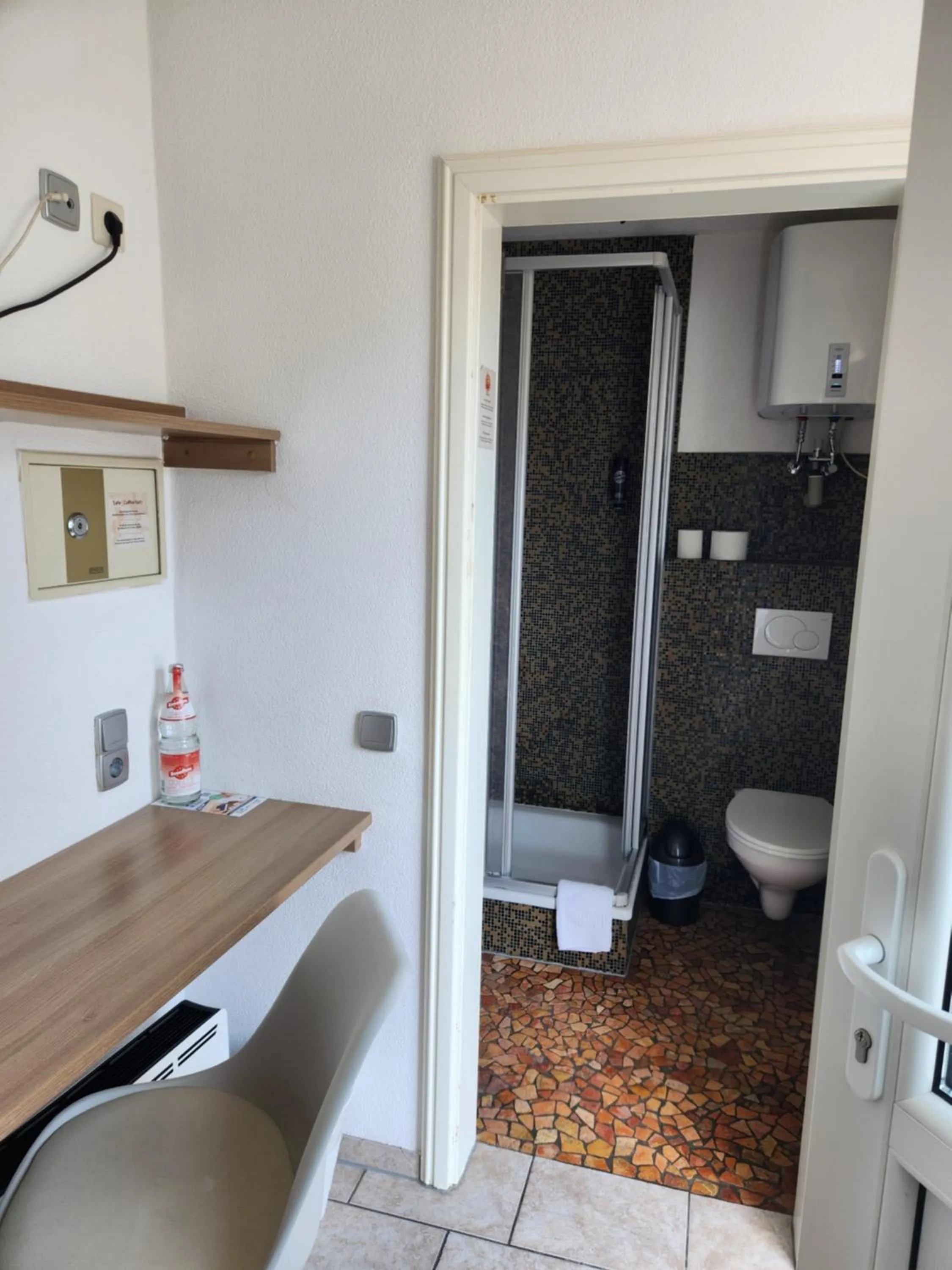 Photo of the whole room in Gästehaus Parkblick